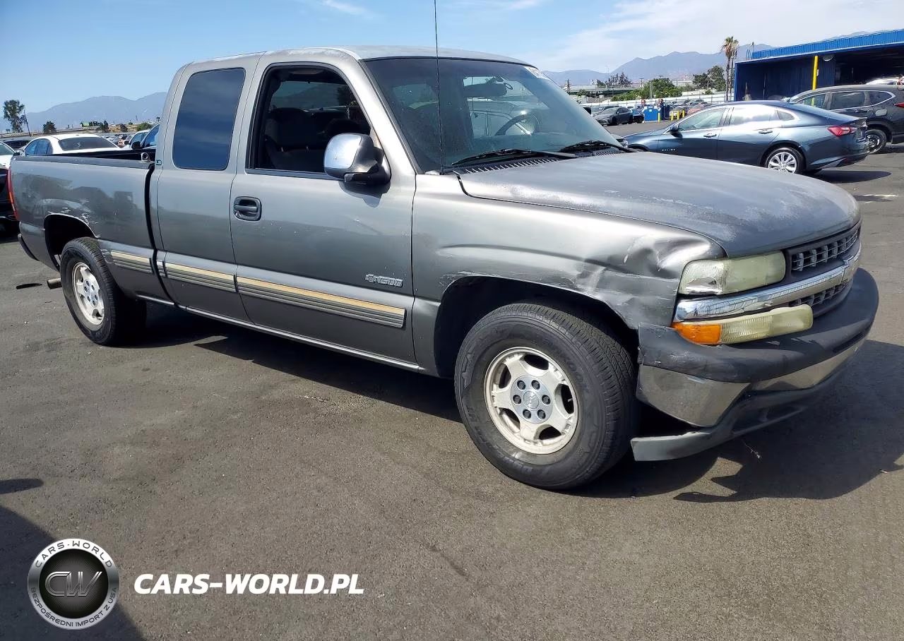 2002 Chevrolet Silverado C1500 VIN:2GCEC19V621330427 - 4