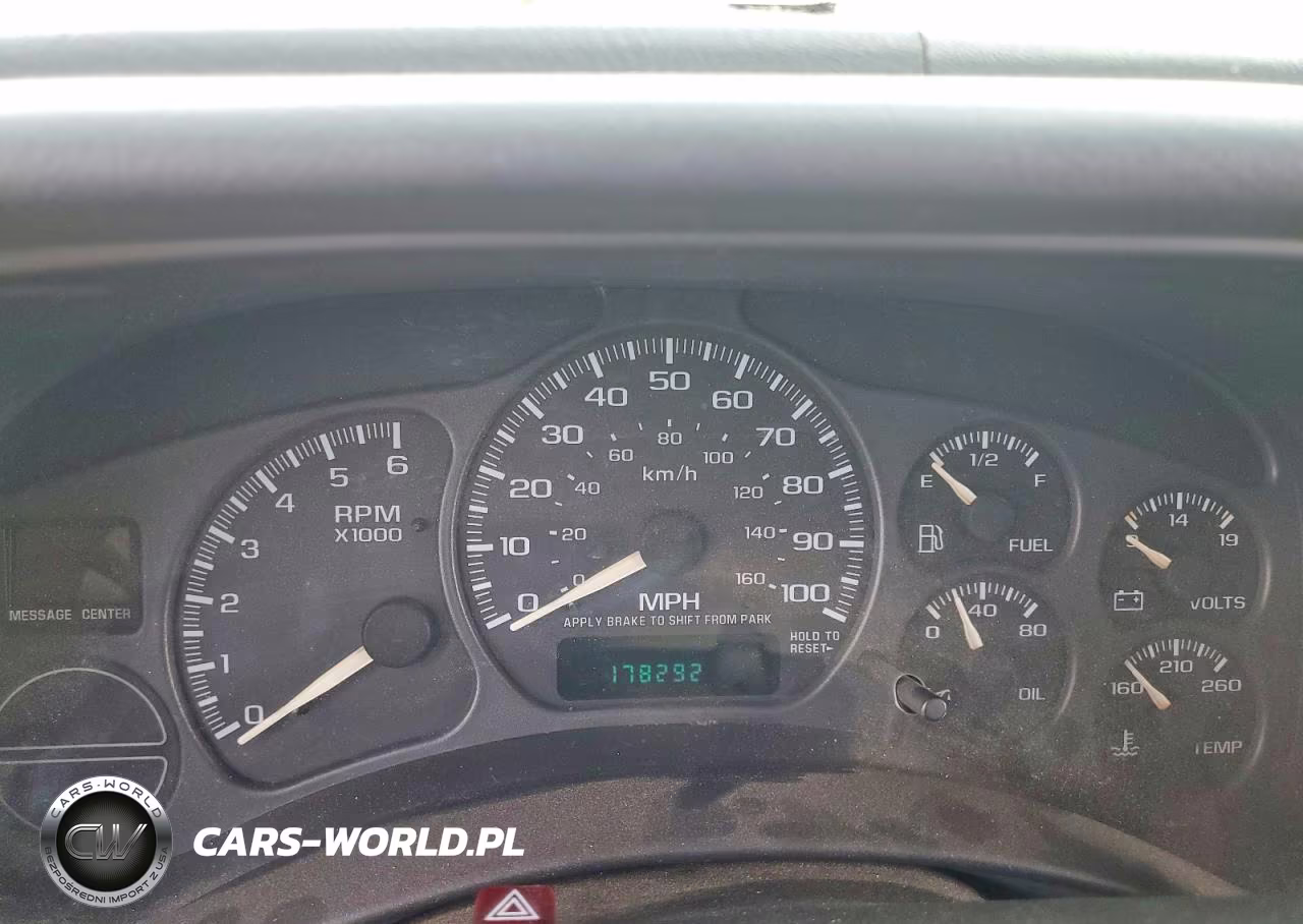 2002 Chevrolet Silverado C1500 VIN:2GCEC19V621330427 - 9
