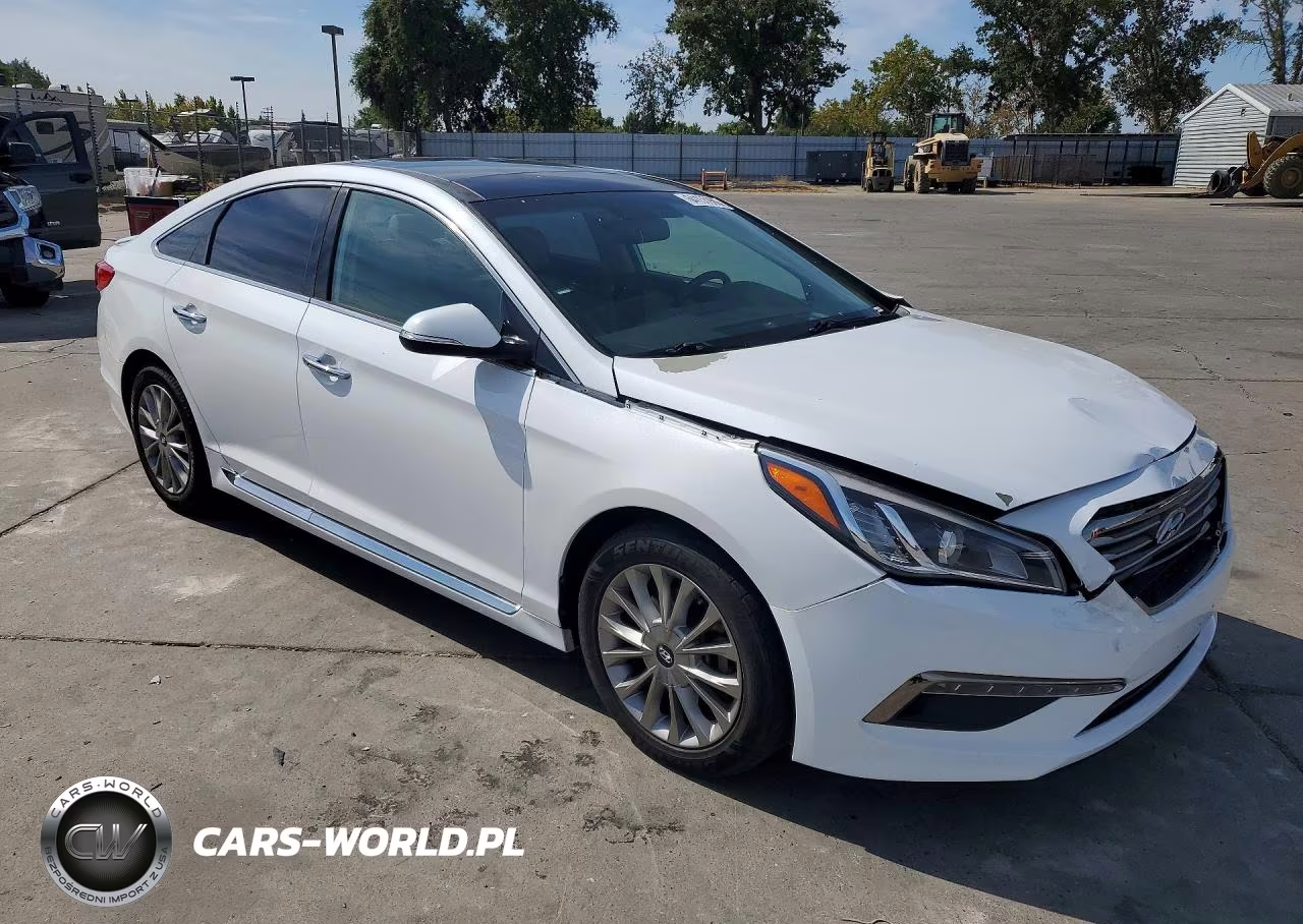 2015 Hyundai Sonata Limited VIN:5NPE34AF9FH013039 - 4