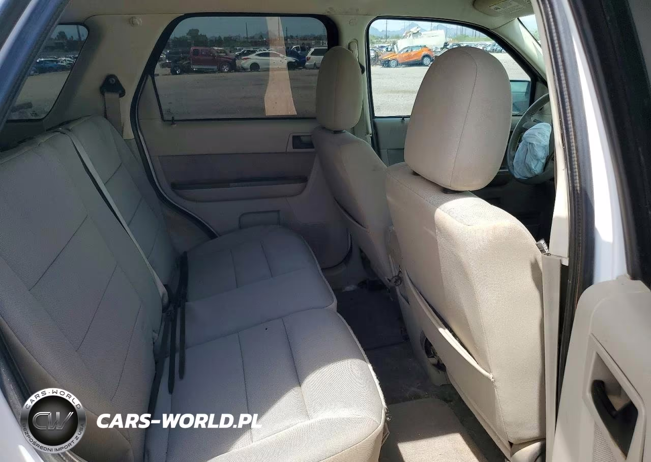 2012 Ford Escape VIN:1FMCU0DG7CKC69948 - 10