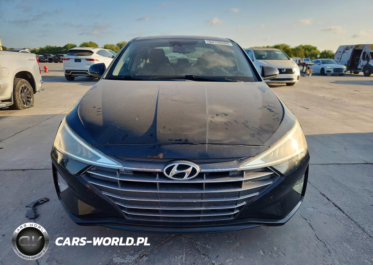 2019 Hyundai Elantra Value Edition VIN:KMHD84LFXKU784129 - 5