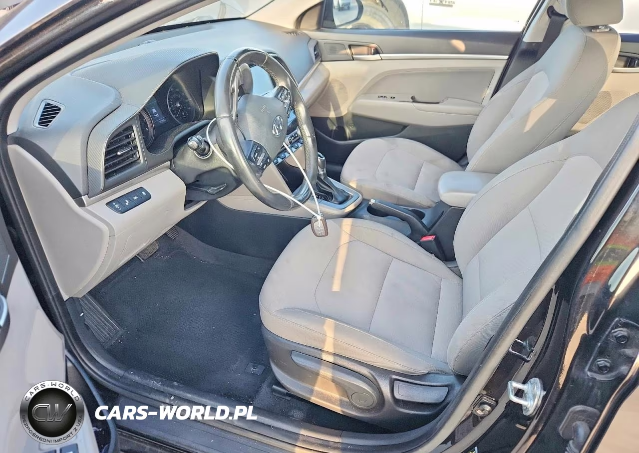 2019 Hyundai Elantra Value Edition VIN:KMHD84LFXKU784129 - 7