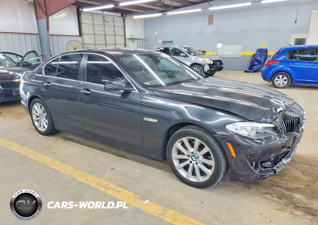 2013 BMW 528 Xi VIN:WBAXH5C58DD108163 - 4