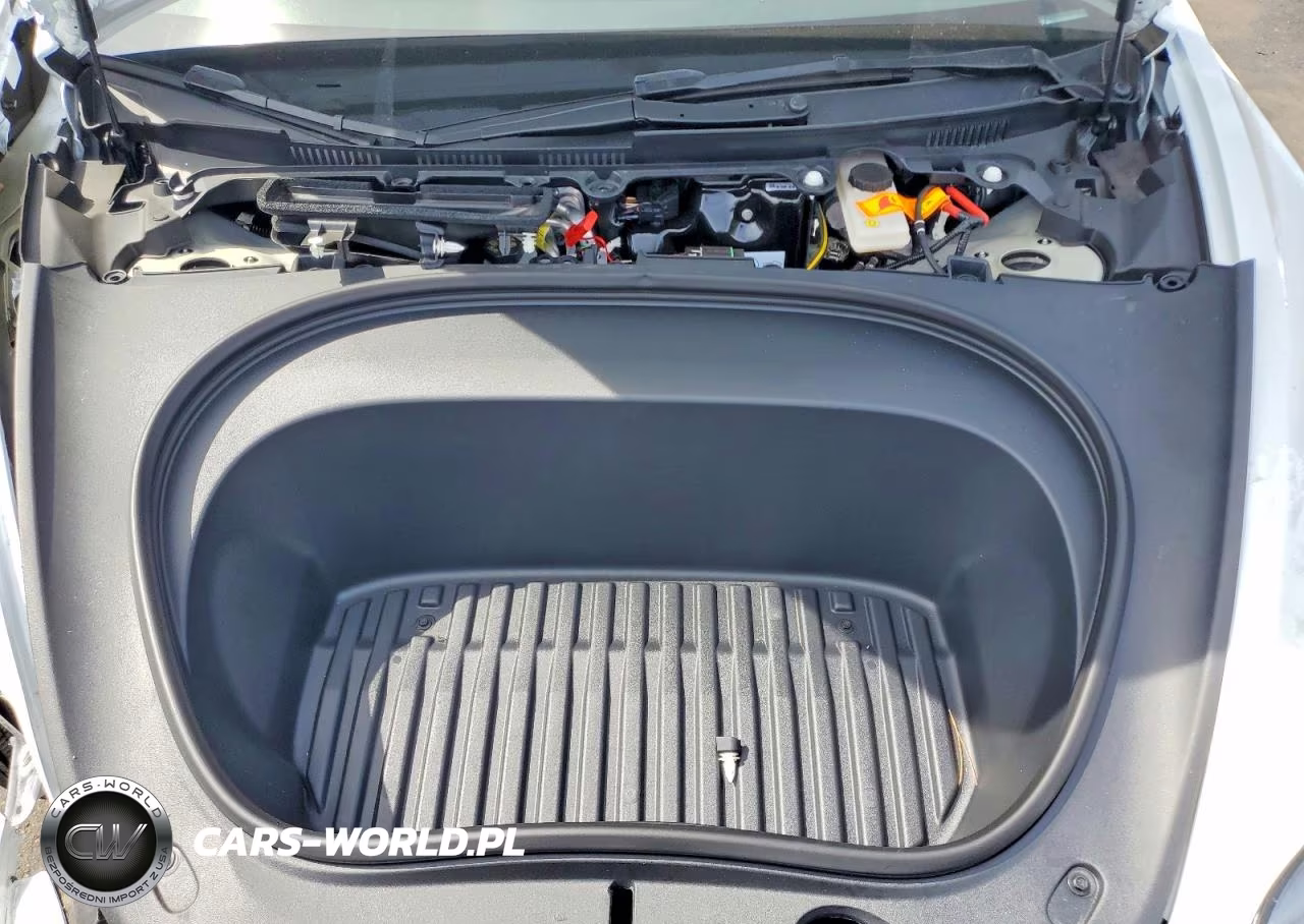 2026 Tesla Model 3 VIN:5YJ3E1EA2TF121141 - 11