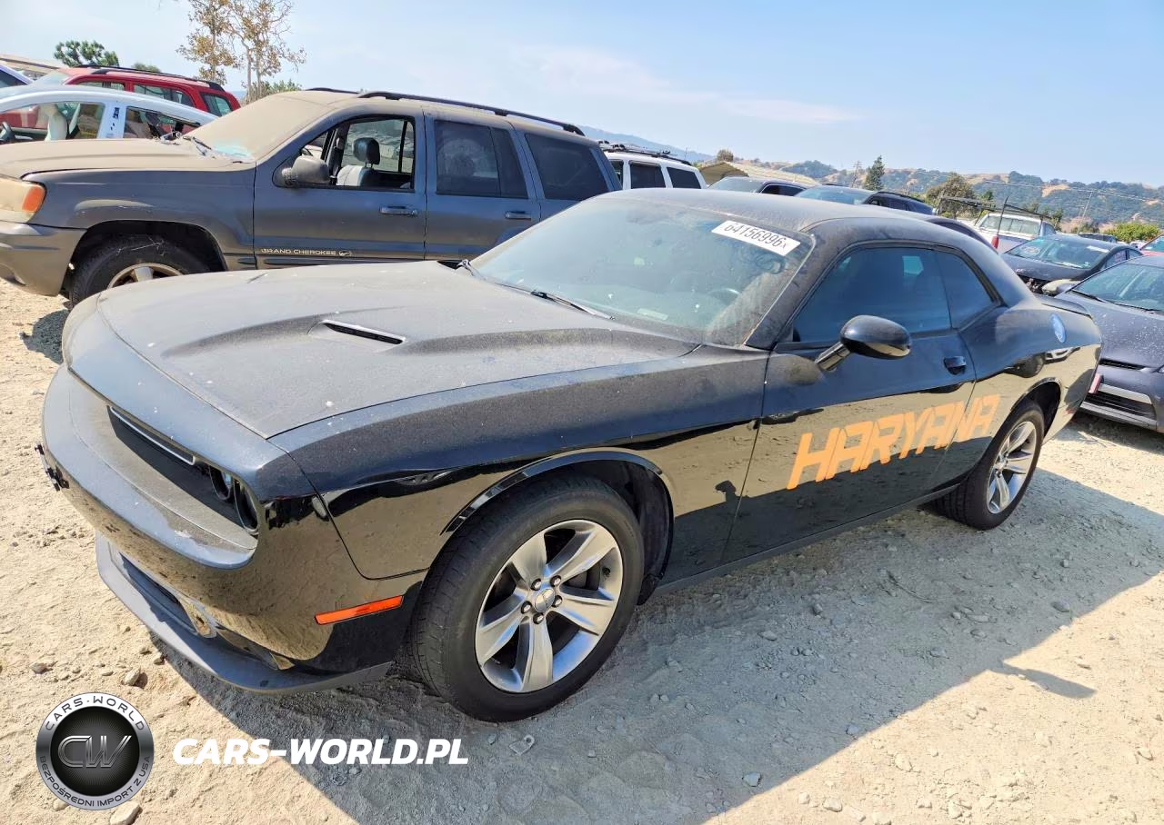 2018 Dodge Challenger Sxt VIN:2C3CDZAG2JH123933 - 1