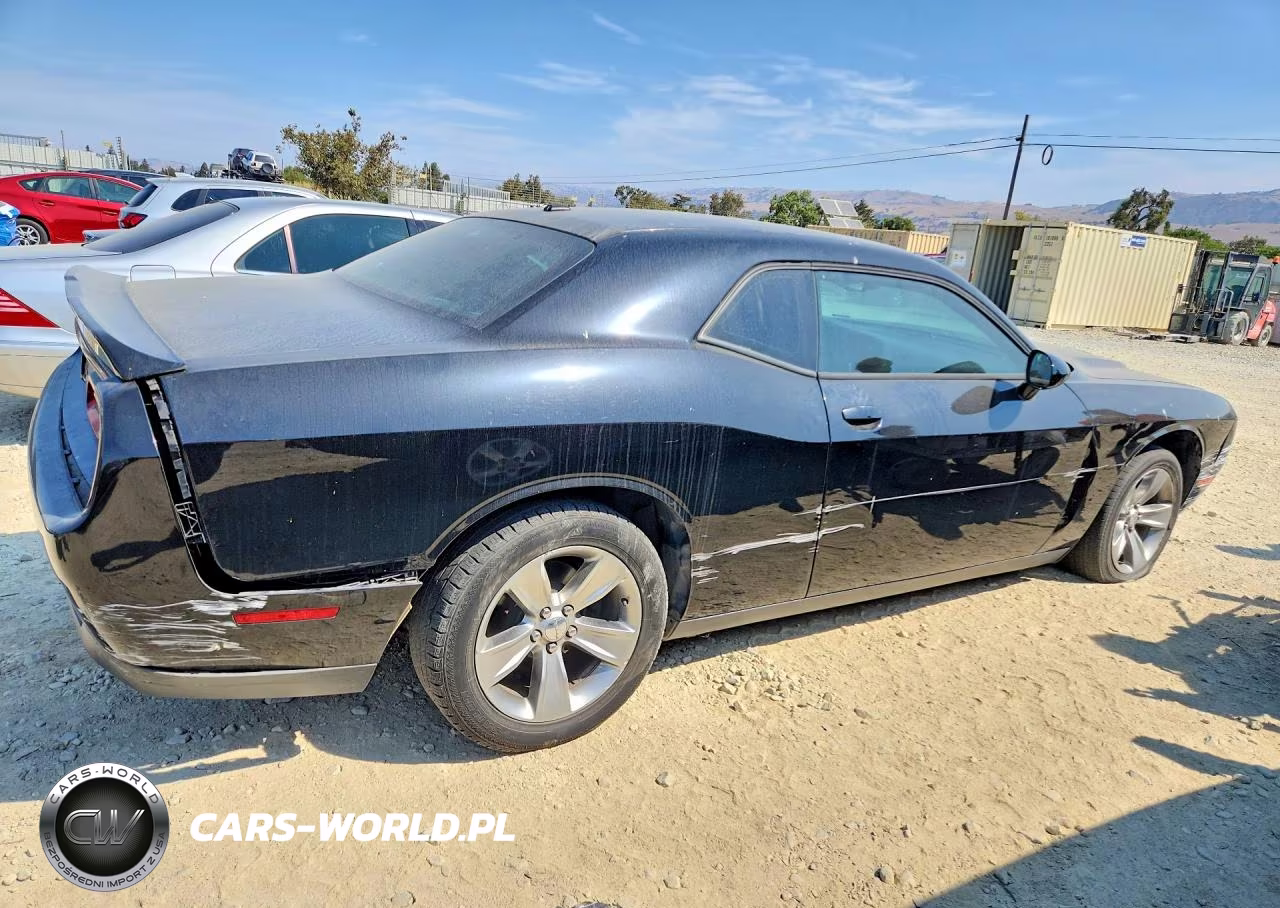 2018 Dodge Challenger Sxt VIN:2C3CDZAG2JH123933 - 3