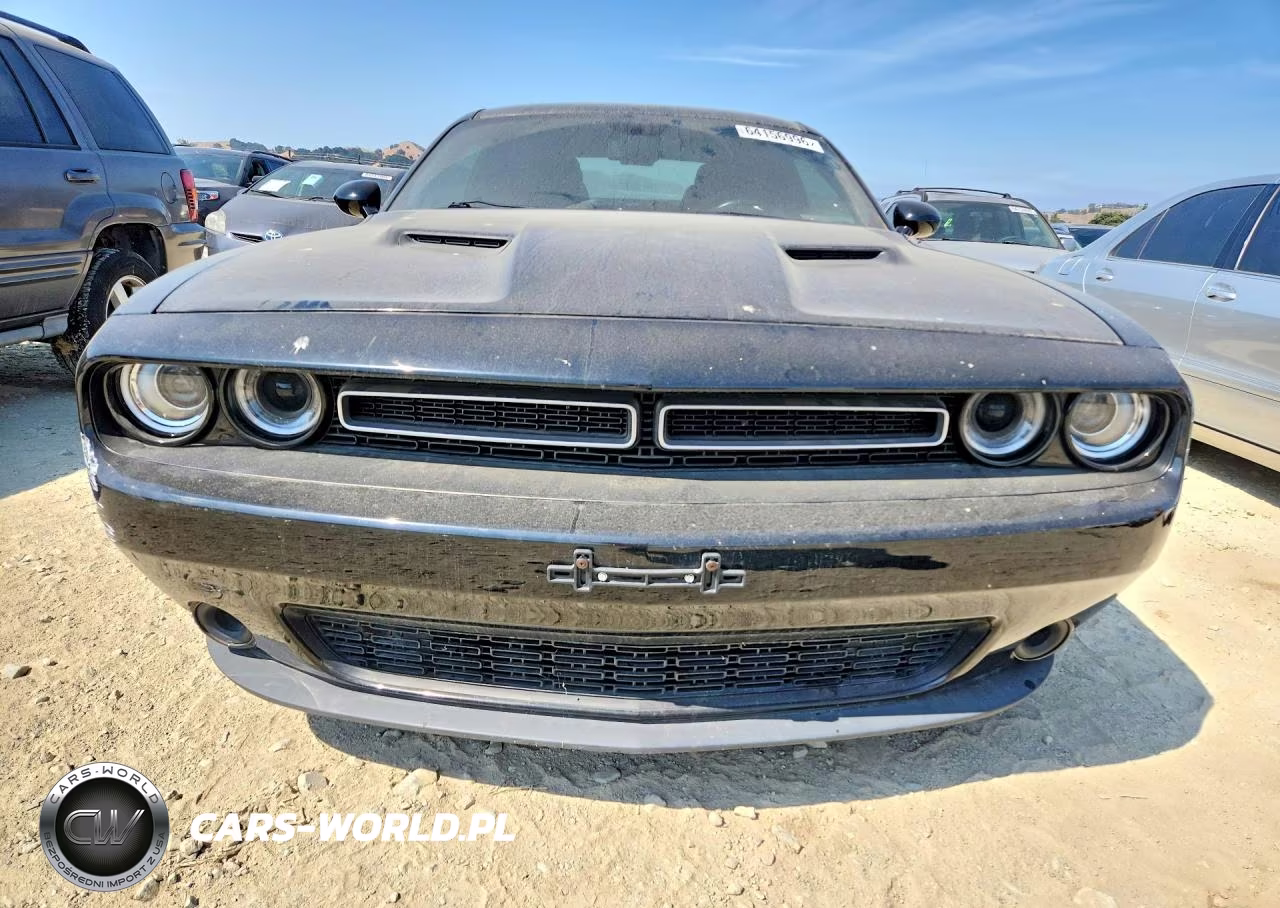2018 Dodge Challenger Sxt VIN:2C3CDZAG2JH123933 - 5