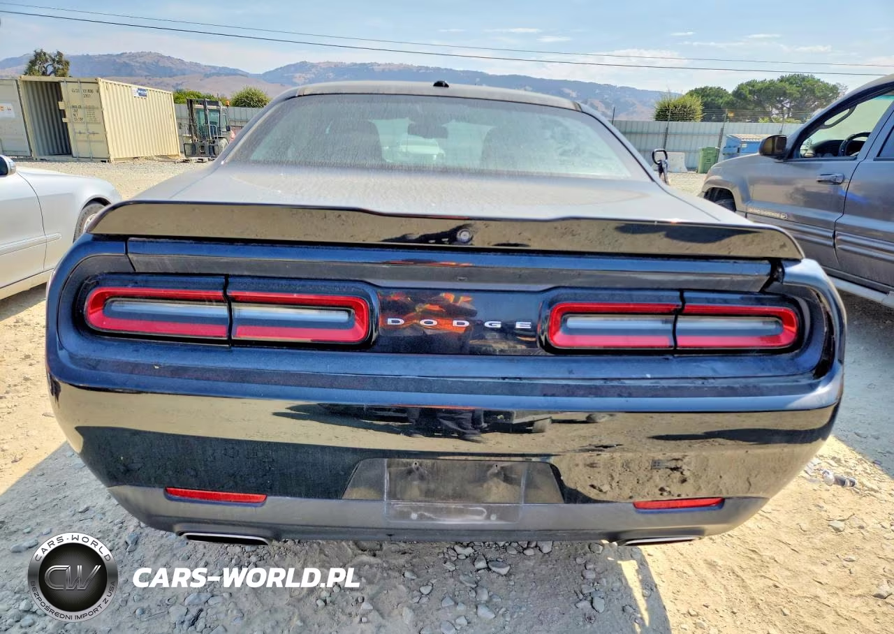 2018 Dodge Challenger Sxt VIN:2C3CDZAG2JH123933 - 6