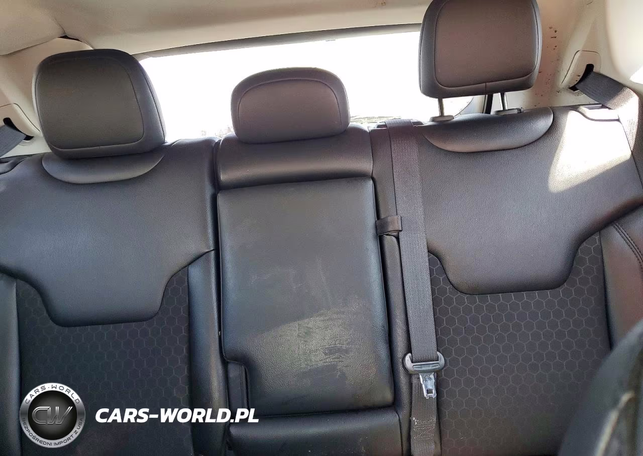 2021 Jeep Compass Latitude VIN:3C4NJCBB0MT555929 - 10