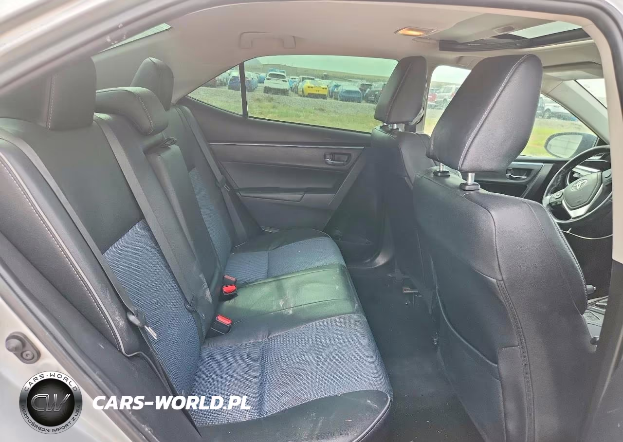 2015 Toyota Corolla S Plus VIN:5YFBURHE8FP211298 - 10