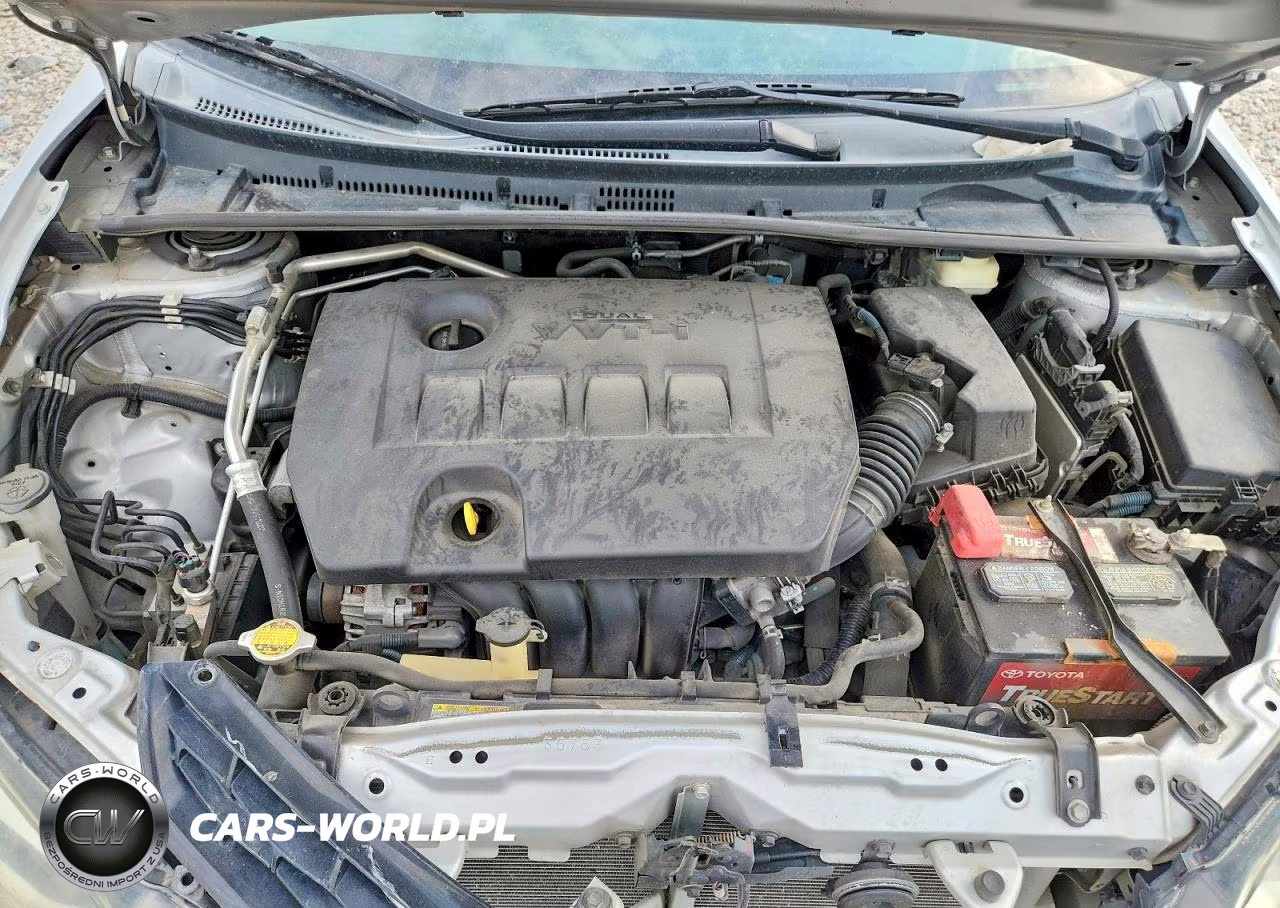 2015 Toyota Corolla S Plus VIN:5YFBURHE8FP211298 - 11