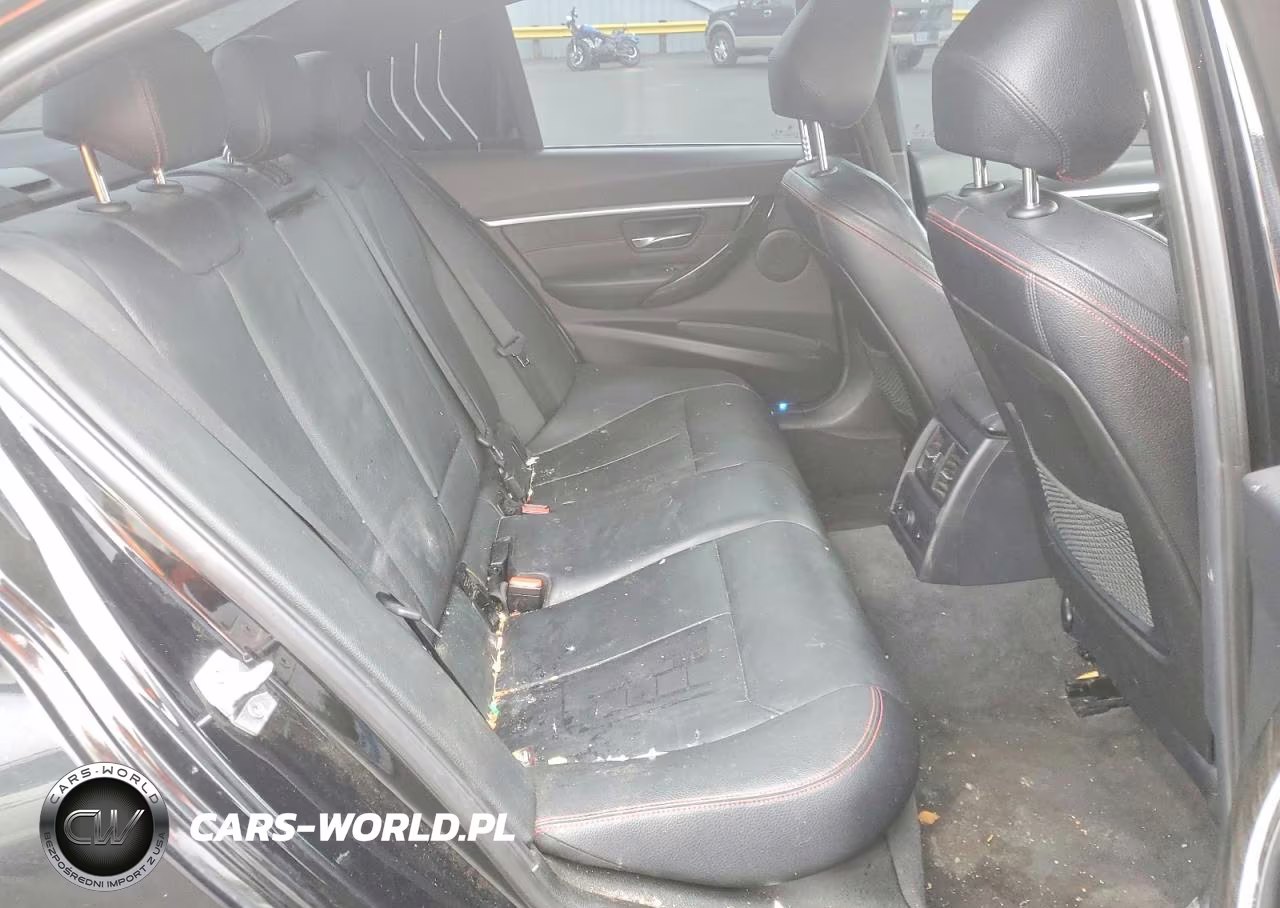 2017 BMW 330 Xi VIN:WBA8D9G32HNU62454 - 10