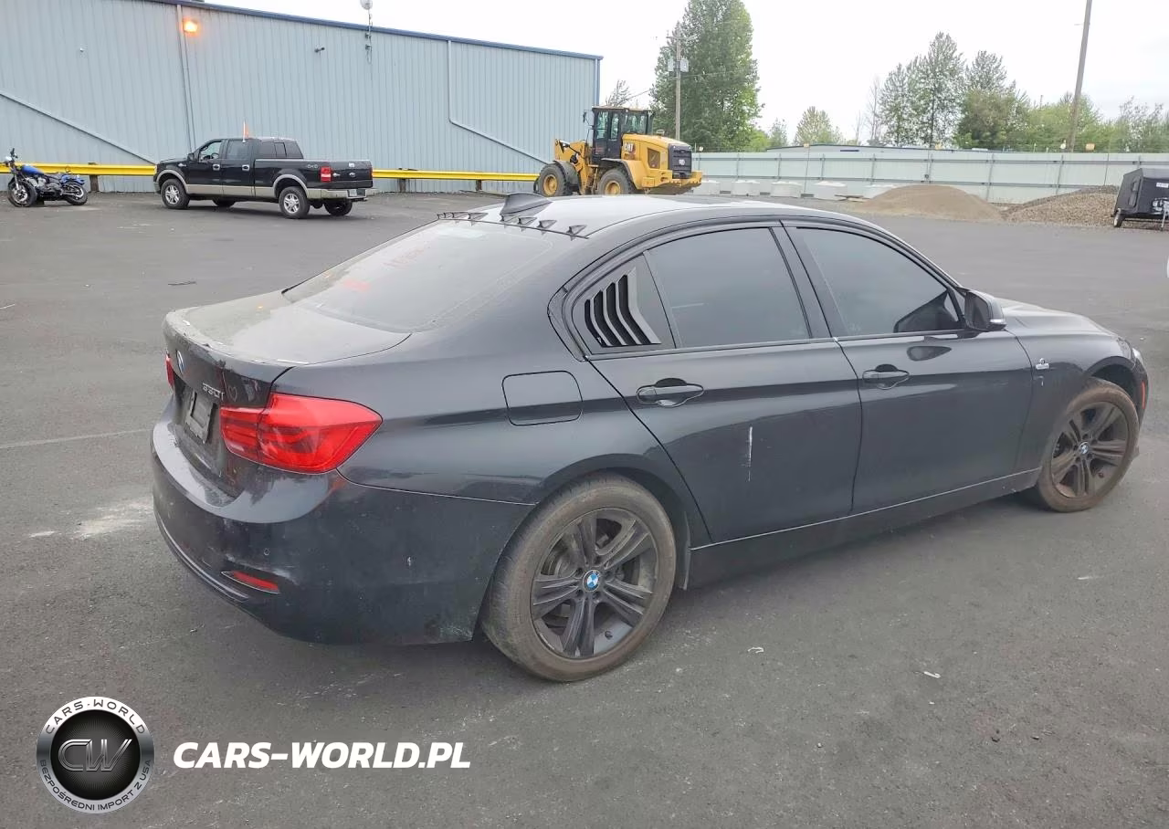 2017 BMW 330 Xi VIN:WBA8D9G32HNU62454 - 3