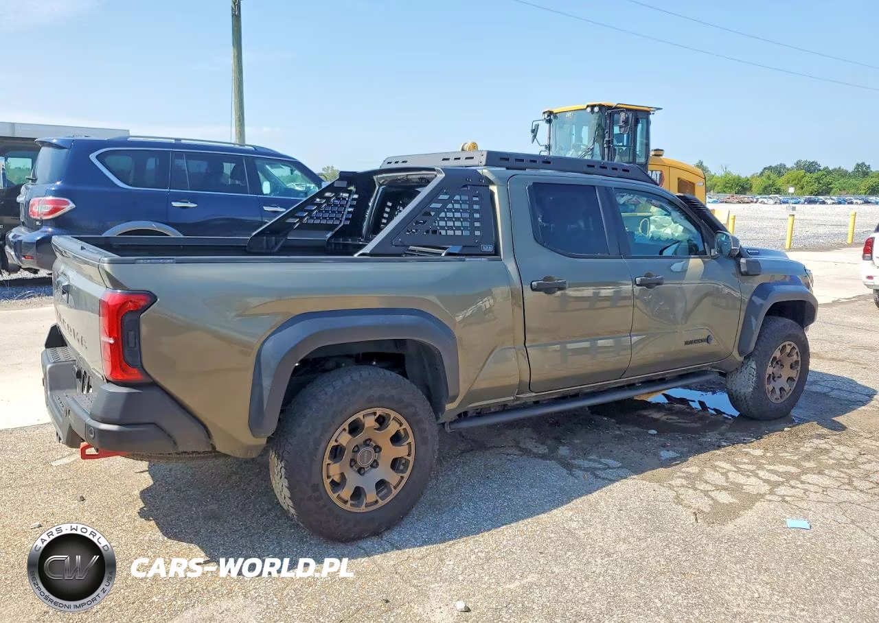 2025 Toyota Tacoma Trailhunter Hv VIN:3TYLC5LN0ST031682 - 3