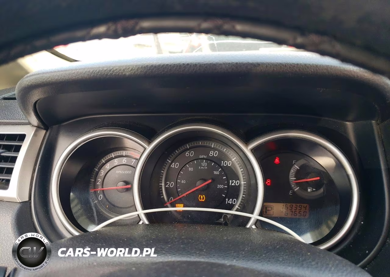 2010 Nissan Versa 1.8 S VIN:3N1BC1CP7AL435362 - 9