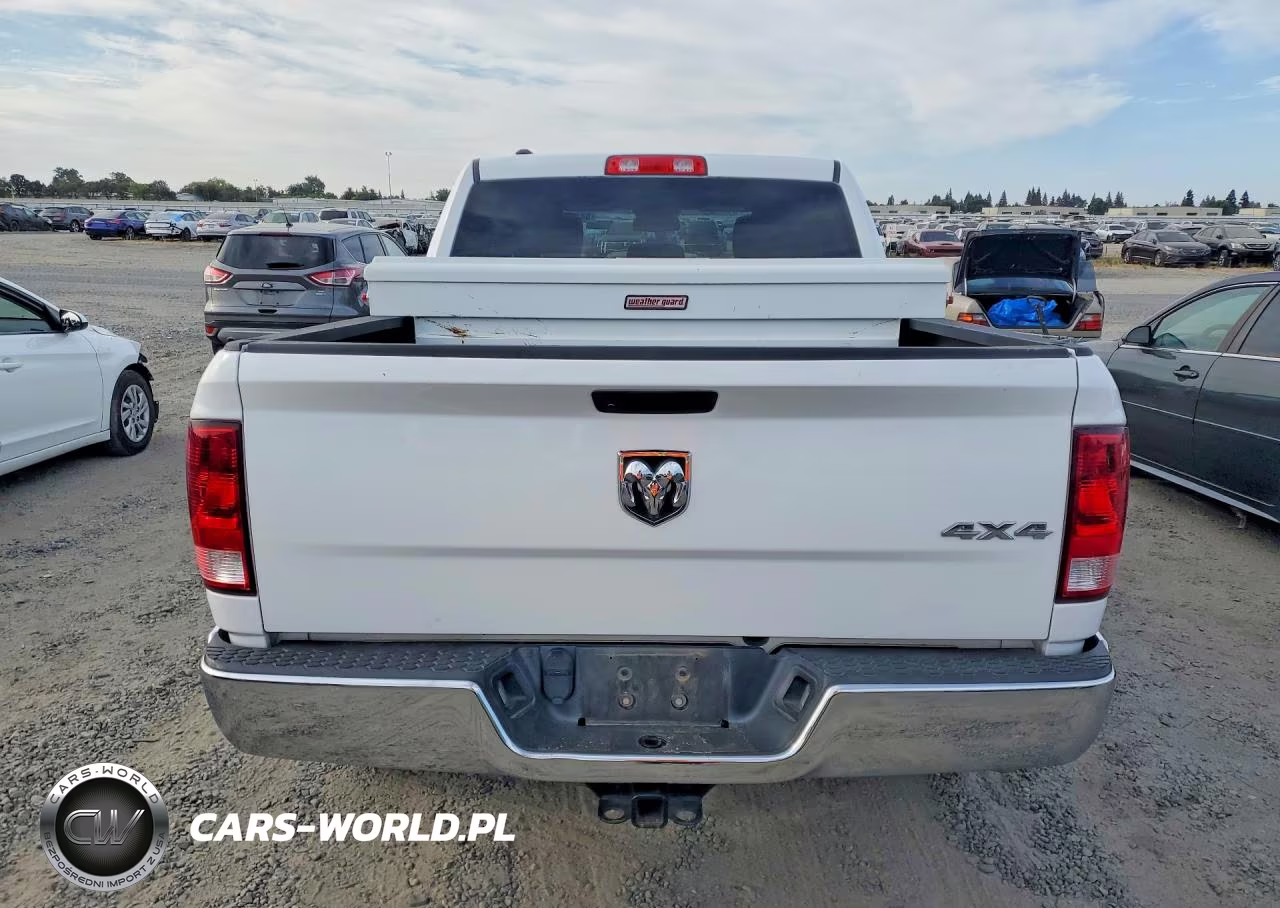2019 Ram 1500 Classic Tradesman VIN:1C6RR7KM1KS750298 - 6