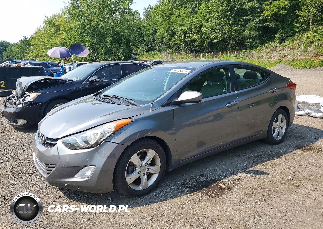 2013 Hyundai Elantra Gls VIN:5NPDH4AE6DH346266 - 1