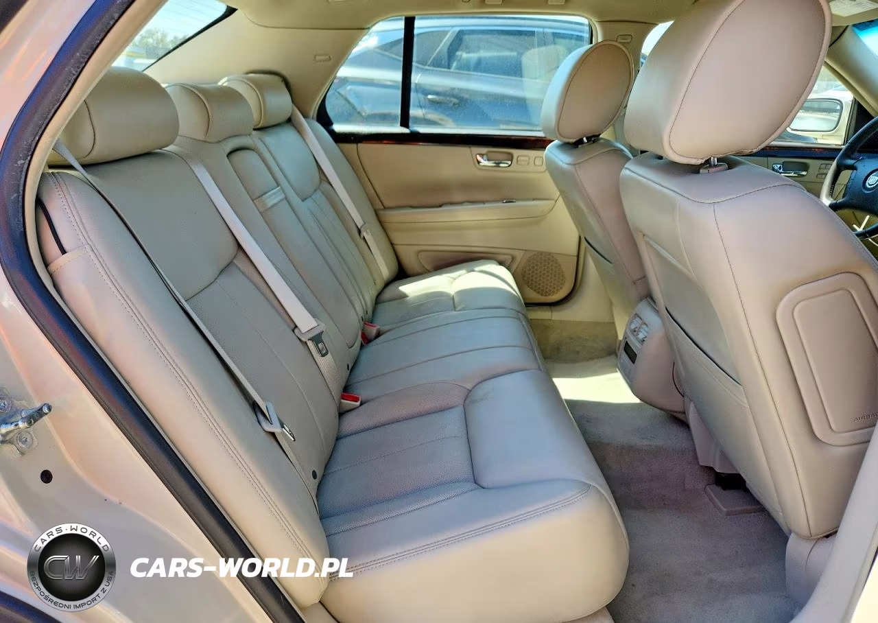 2010 Cadillac Dts Livery VIN:1G6KR5EY0AU133302 - 10