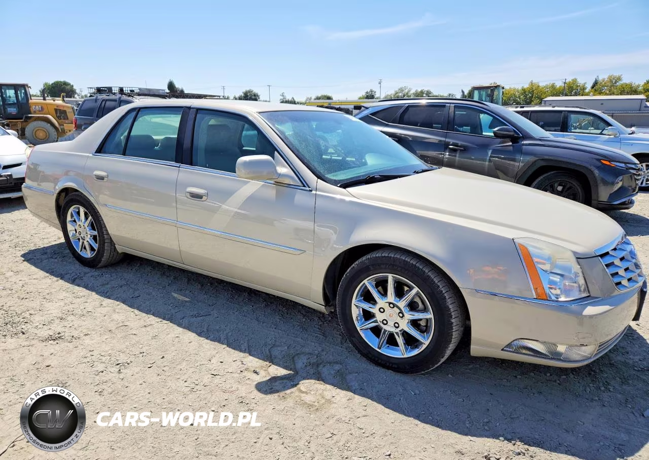 2010 Cadillac Dts Livery VIN:1G6KR5EY0AU133302 - 4