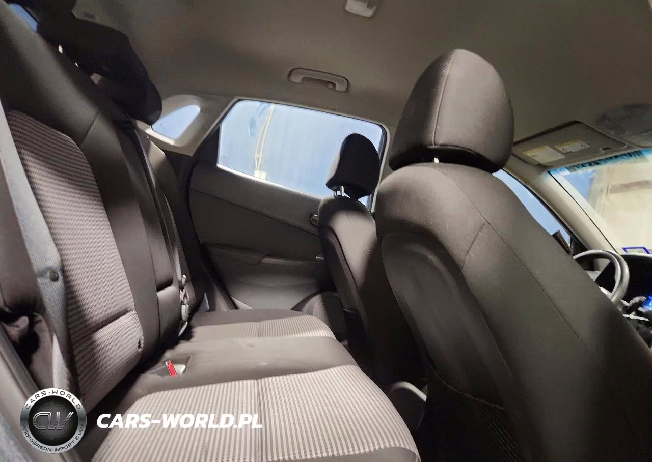2021 Hyundai Kona Se VIN:KM8K12AAXMU641742 - 11