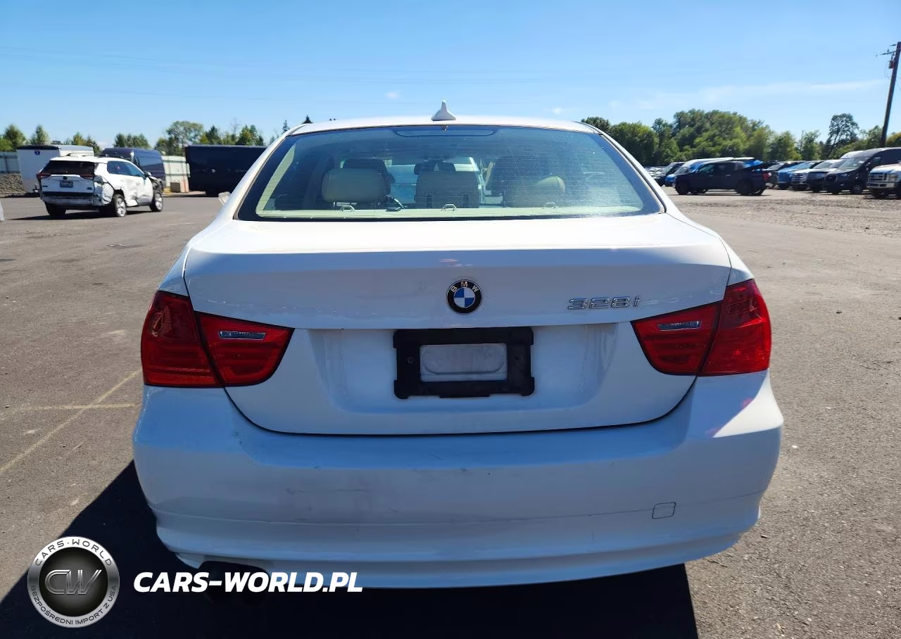2009 BMW 328 Xi VIN:WBAPK73569A455965 - 6
