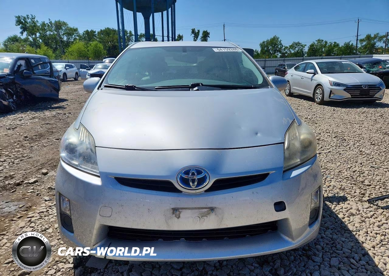 2011 Toyota Prius Four VIN:JTDKN3DU4B5335972 - 5
