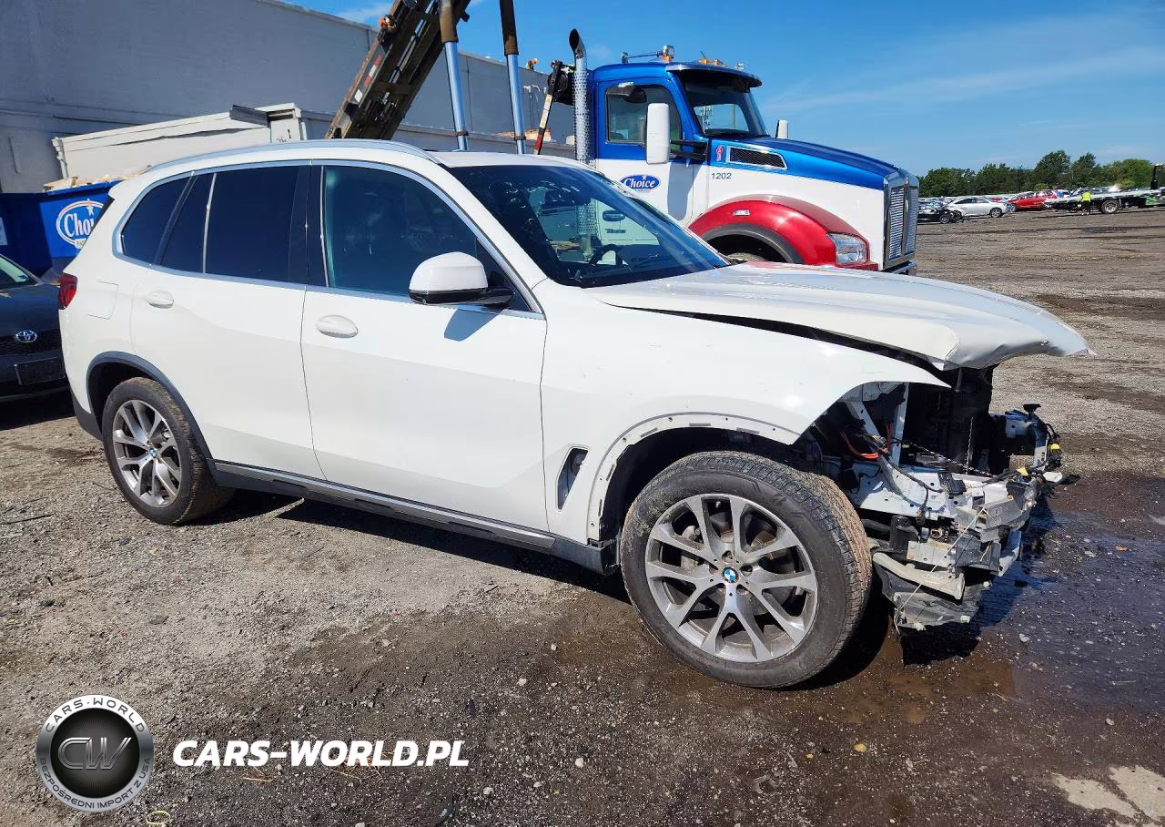 2020 BMW X5 xDrive40I VIN:5UXCR6C01L9B50136 - 4