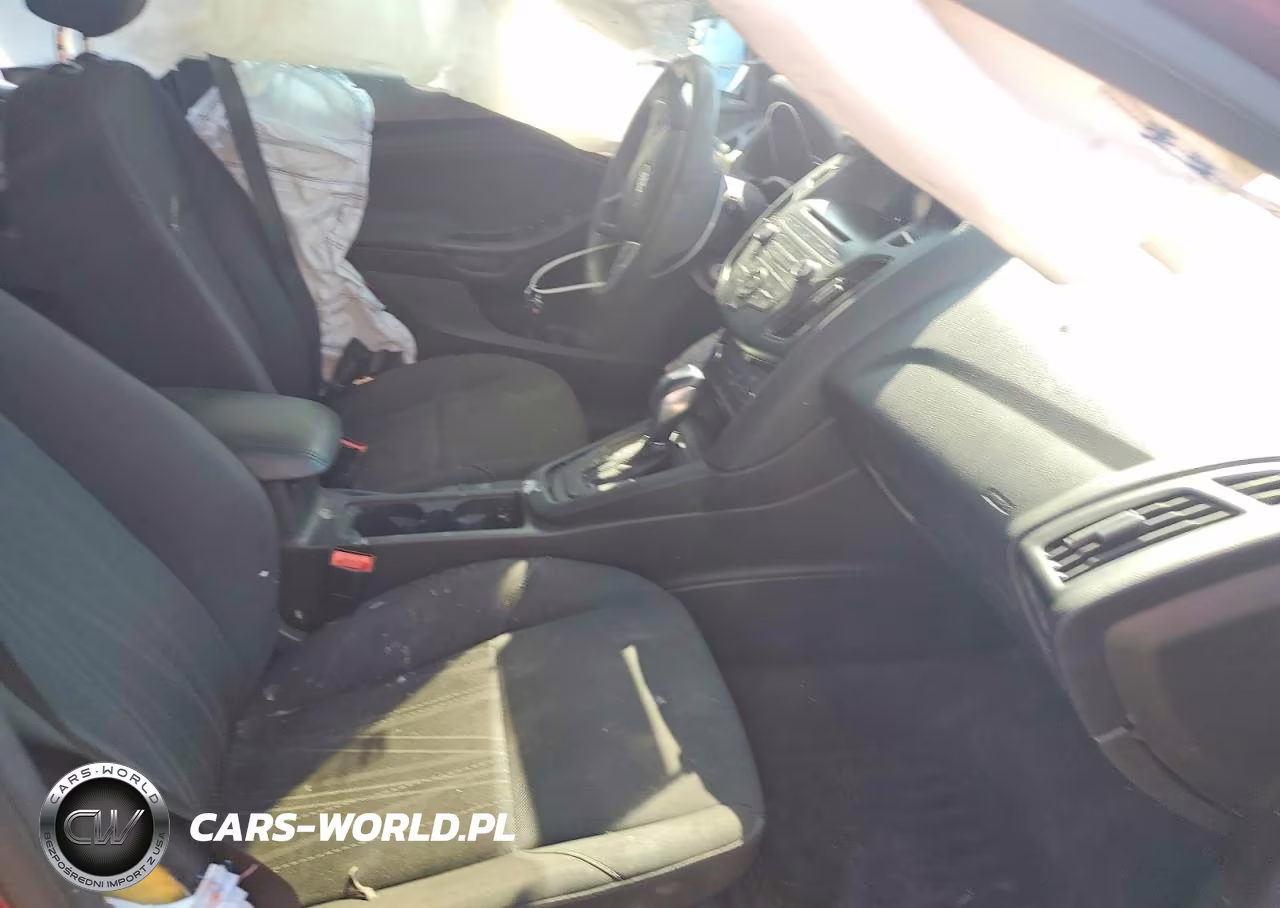 2016 Ford Focus Se VIN:1FADP3K23GL314110 - 7