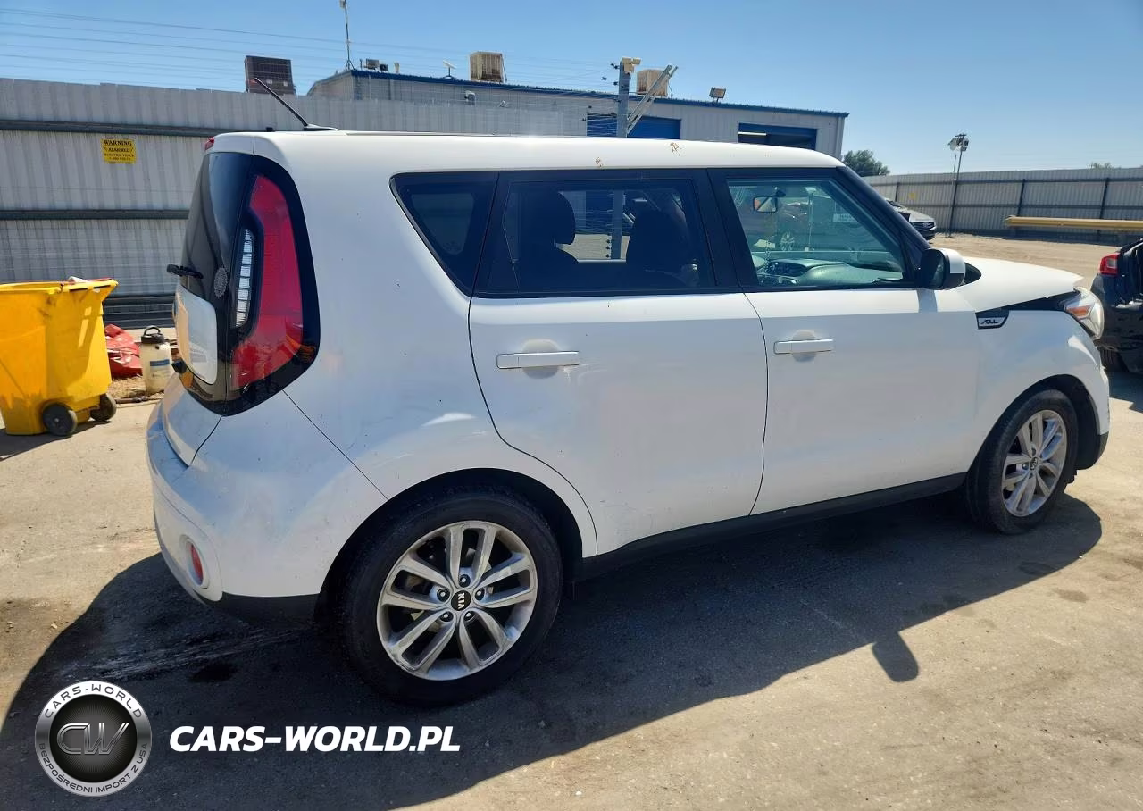 2019 Kia Soul + VIN:KNDJP3A54K7910465 - 3