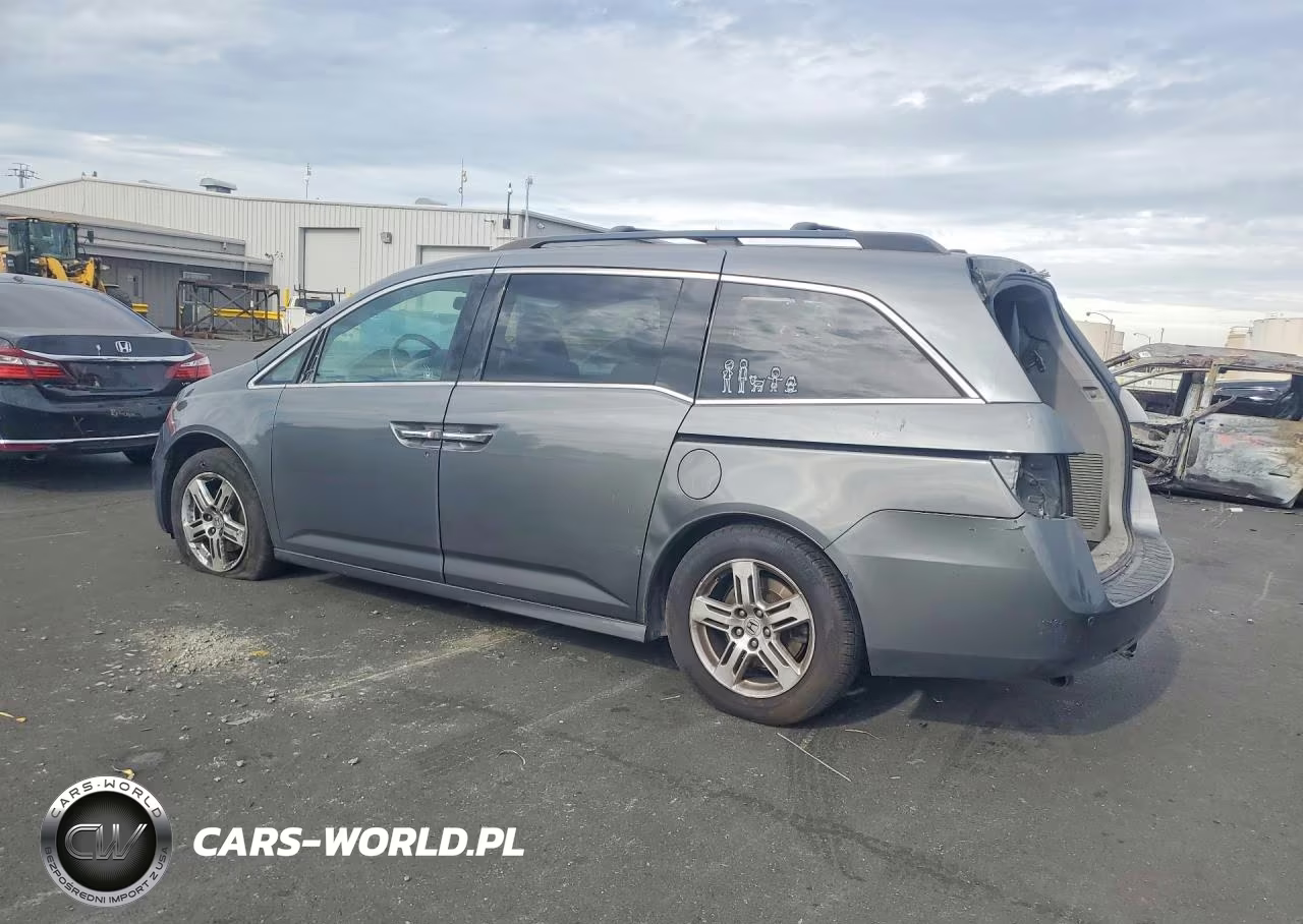 2012 Honda Odyssey Touring VIN:5FNRL5H95CB021625 - 2