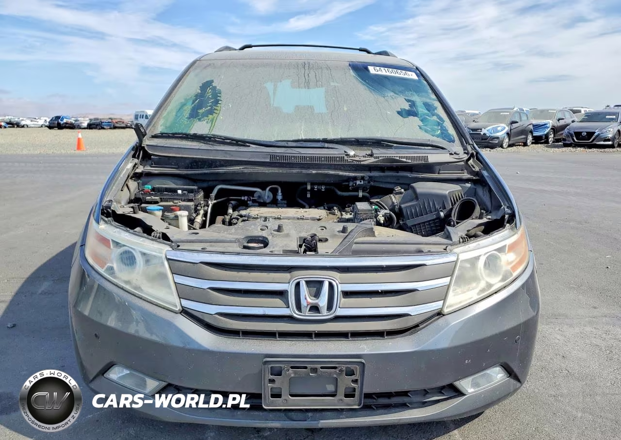 2012 Honda Odyssey Touring VIN:5FNRL5H95CB021625 - 5