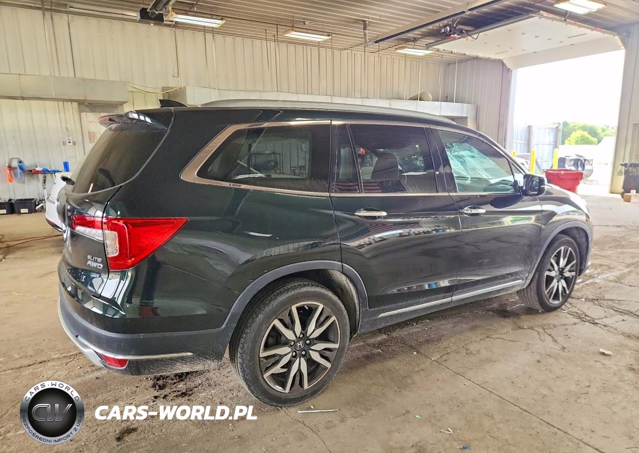 2020 Honda Pilot Elite VIN:5FNYF6H08LB028689 - 3