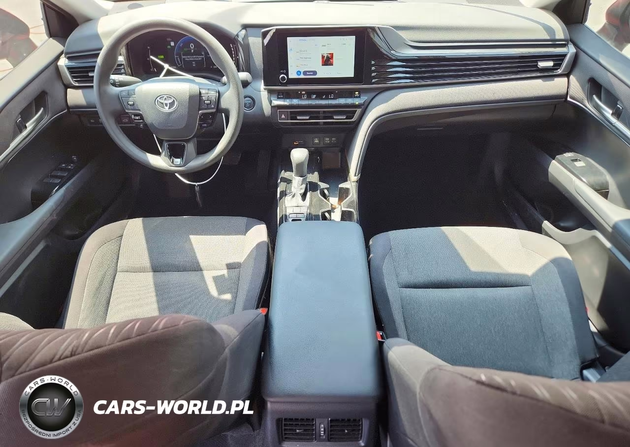 2025 Toyota Camry Le VIN:4T1DAACK8SU019873 - 8