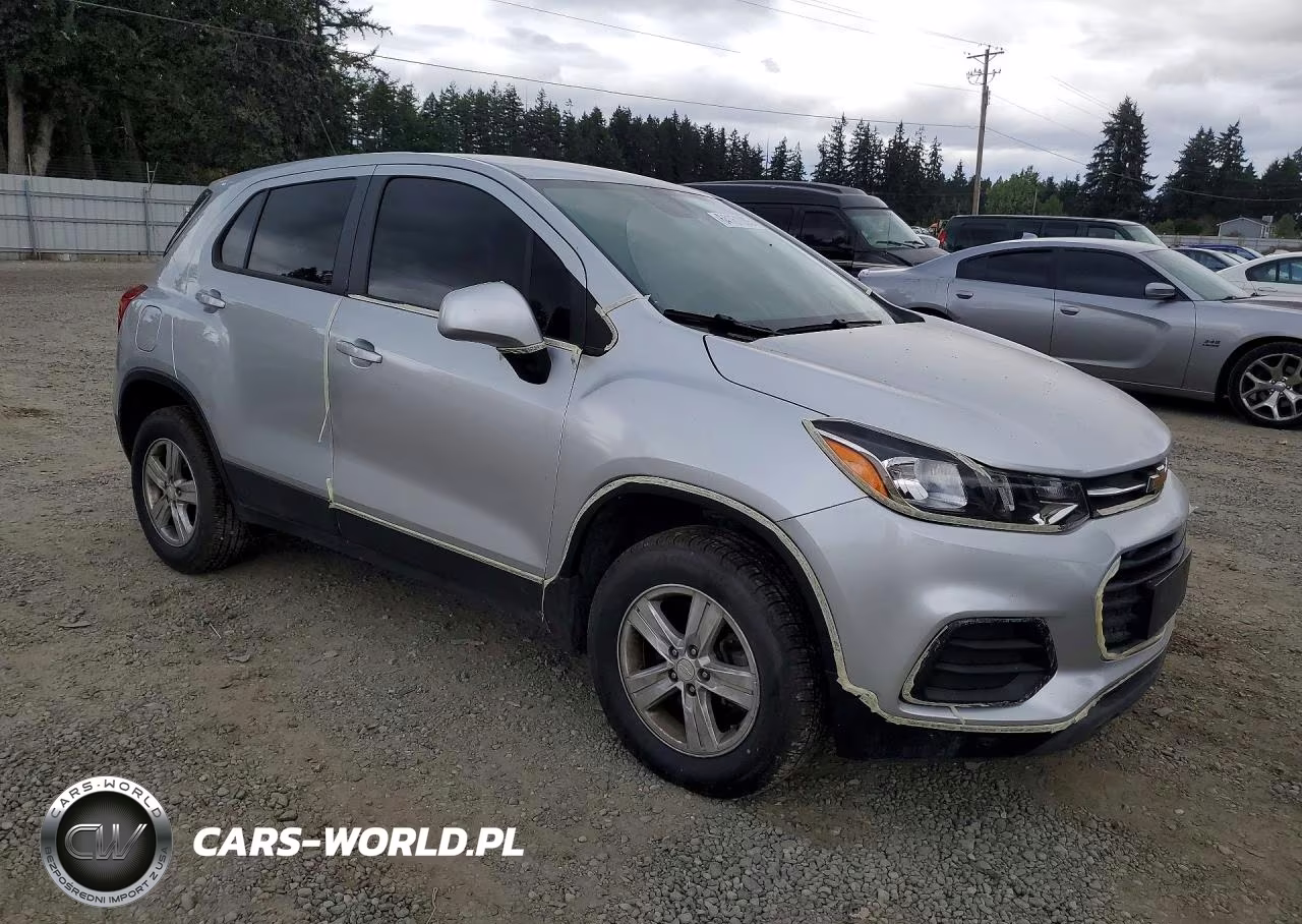 2019 Chevrolet Trax Ls VIN:3GNCJNSB5KL377975 - 4