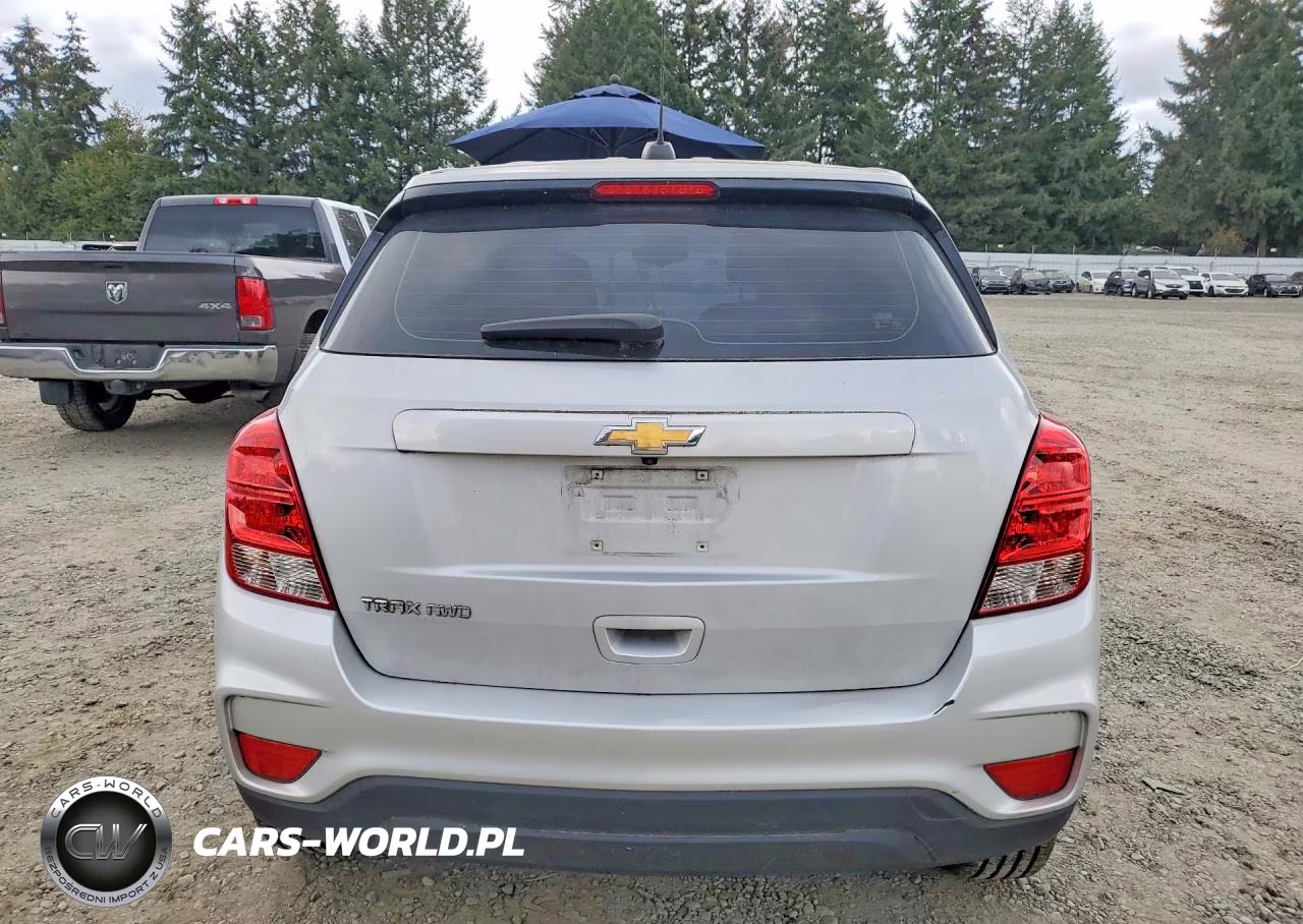 2019 Chevrolet Trax Ls VIN:3GNCJNSB5KL377975 - 6