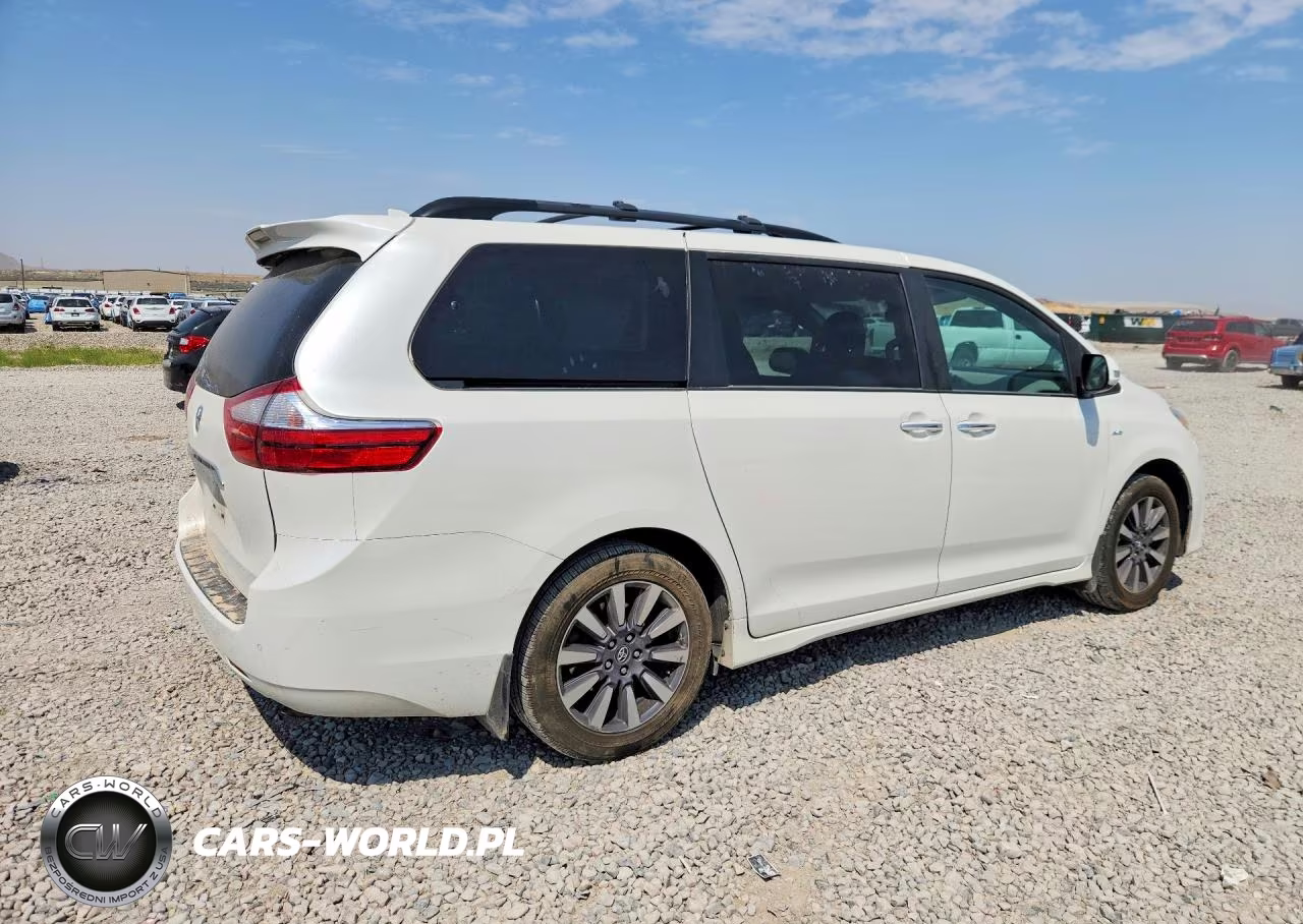 2018 Toyota Sienna Limited 7-Passenger VIN:5TDDZ3DC1JS191939 - 3