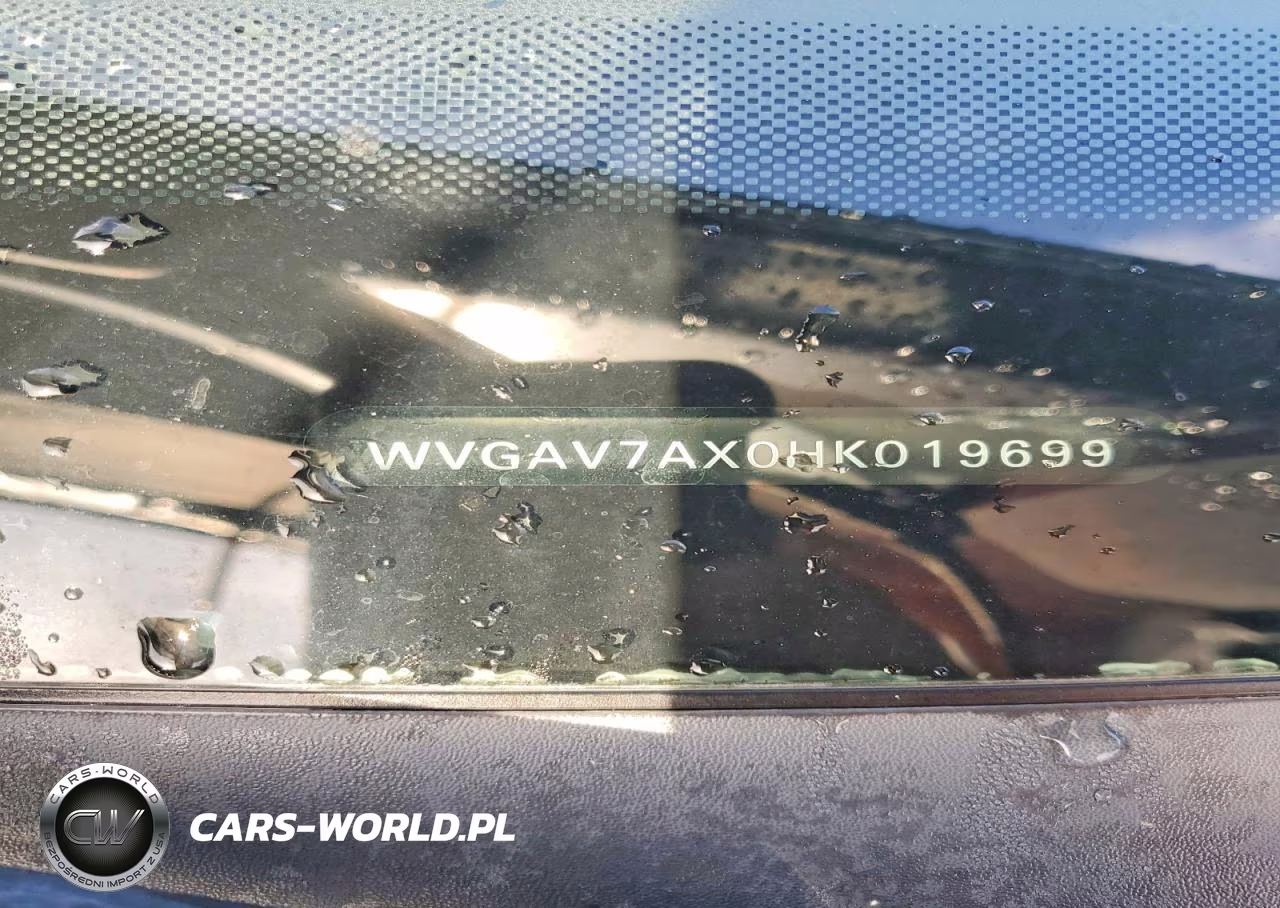 2017 Volkswagen Tiguan S VIN:WVGAV7AX0HK019699 - 12
