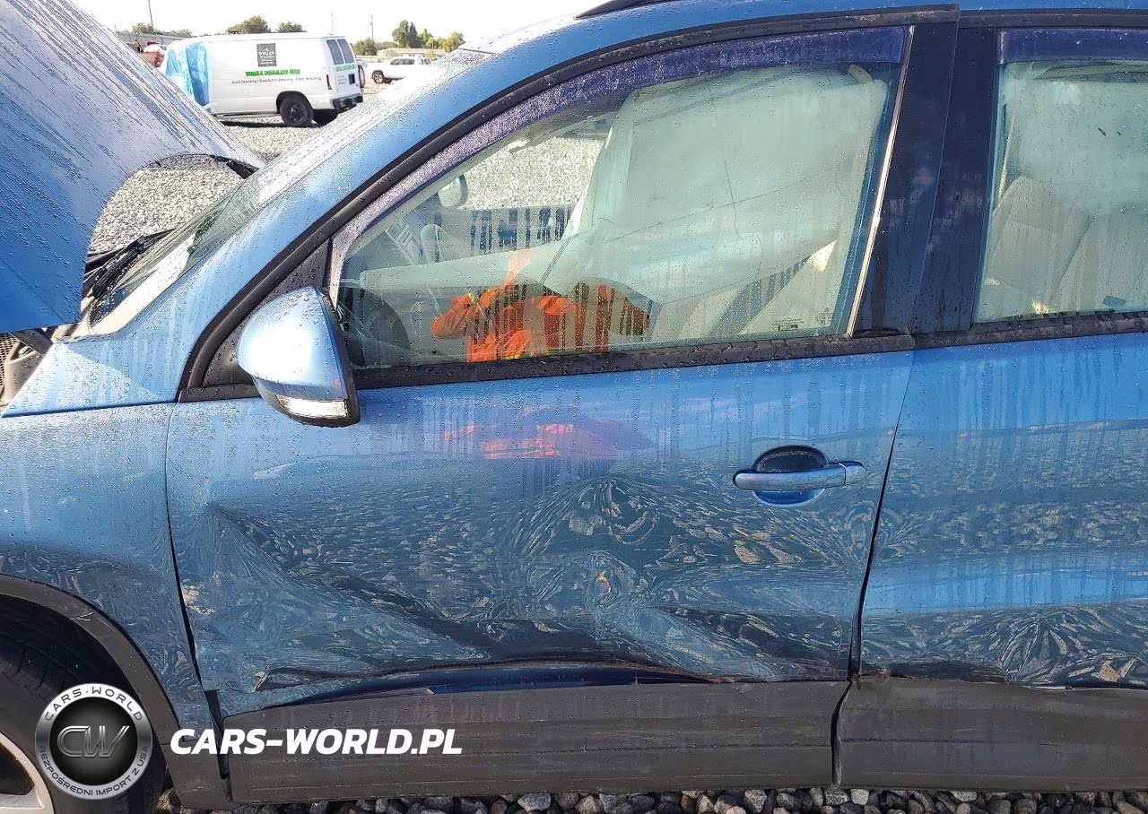 2017 Volkswagen Tiguan S VIN:WVGAV7AX0HK019699 - 7