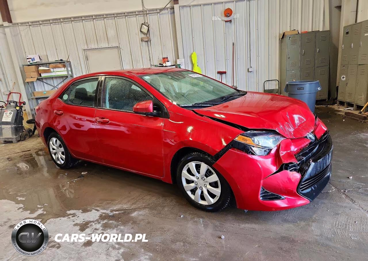 2018 Toyota Corolla Le VIN:2T1BURHE2JC026771 - 4