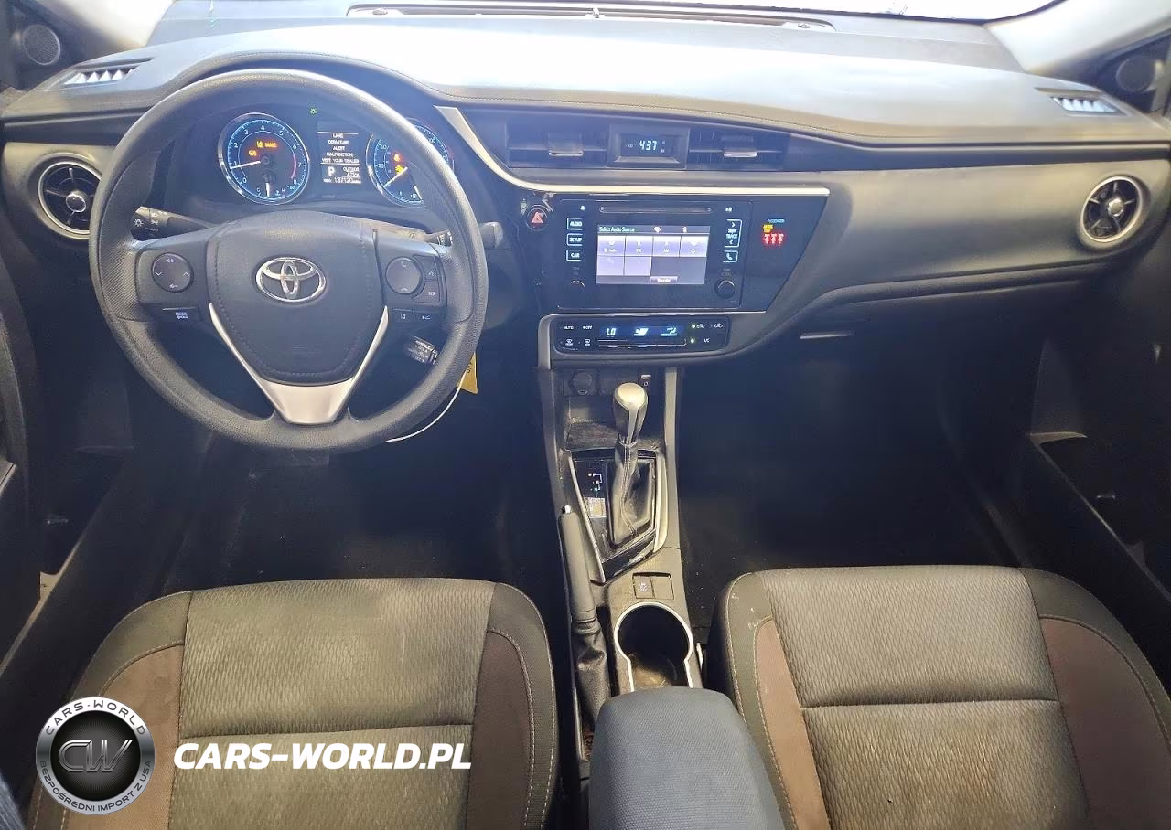 2018 Toyota Corolla Le VIN:2T1BURHE2JC026771 - 8
