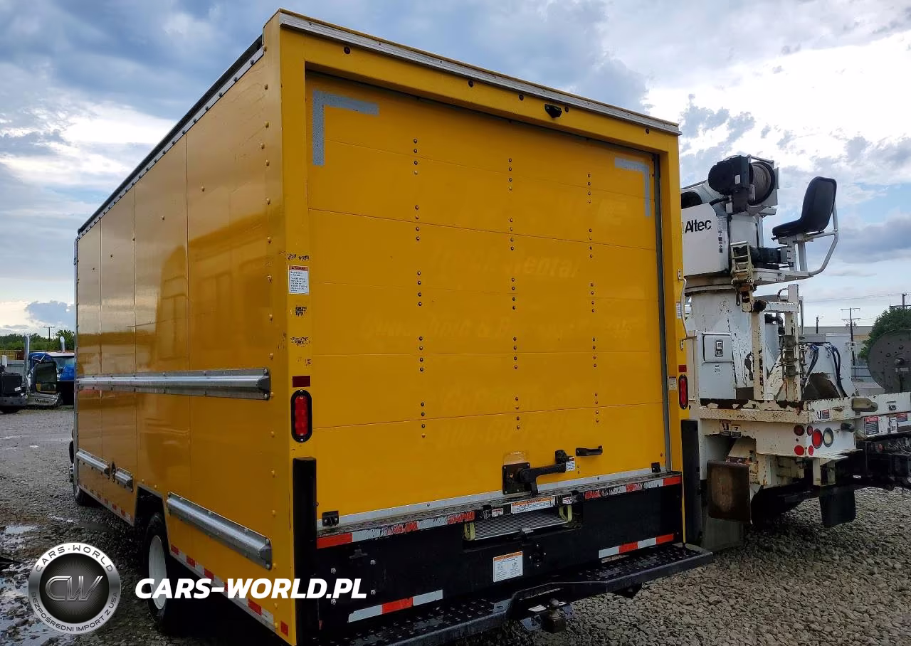 2022 GMC Savana Cut - Box Truck VIN:7GZ37TC7XNN002712 - 2