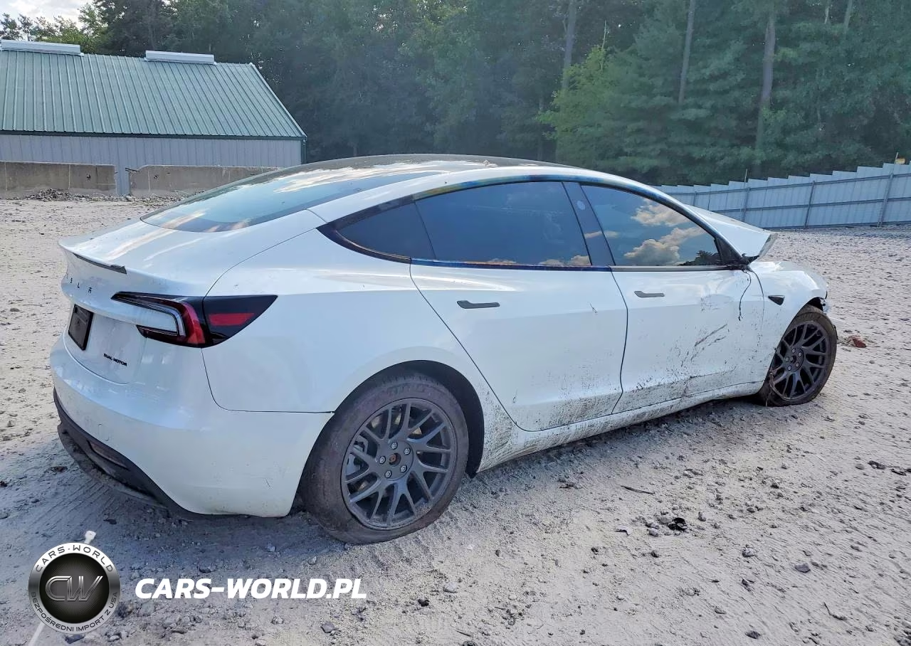 2026 Tesla Model 3 VIN:5YJ3E1EB6TF154331 - 3