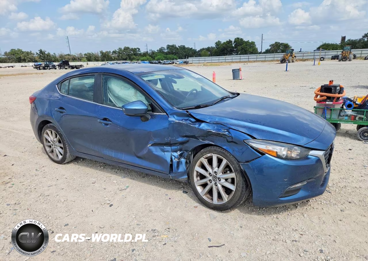 2017 Mazda 3 Touring VIN:3MZBN1V76HM150674 - 4
