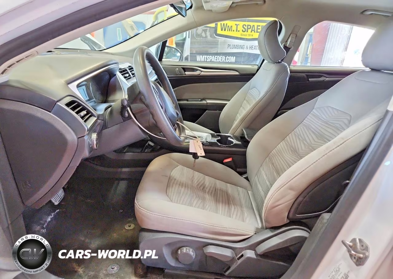 2016 Ford Fusion VIN:3FA6E0G77GR221233 - 7