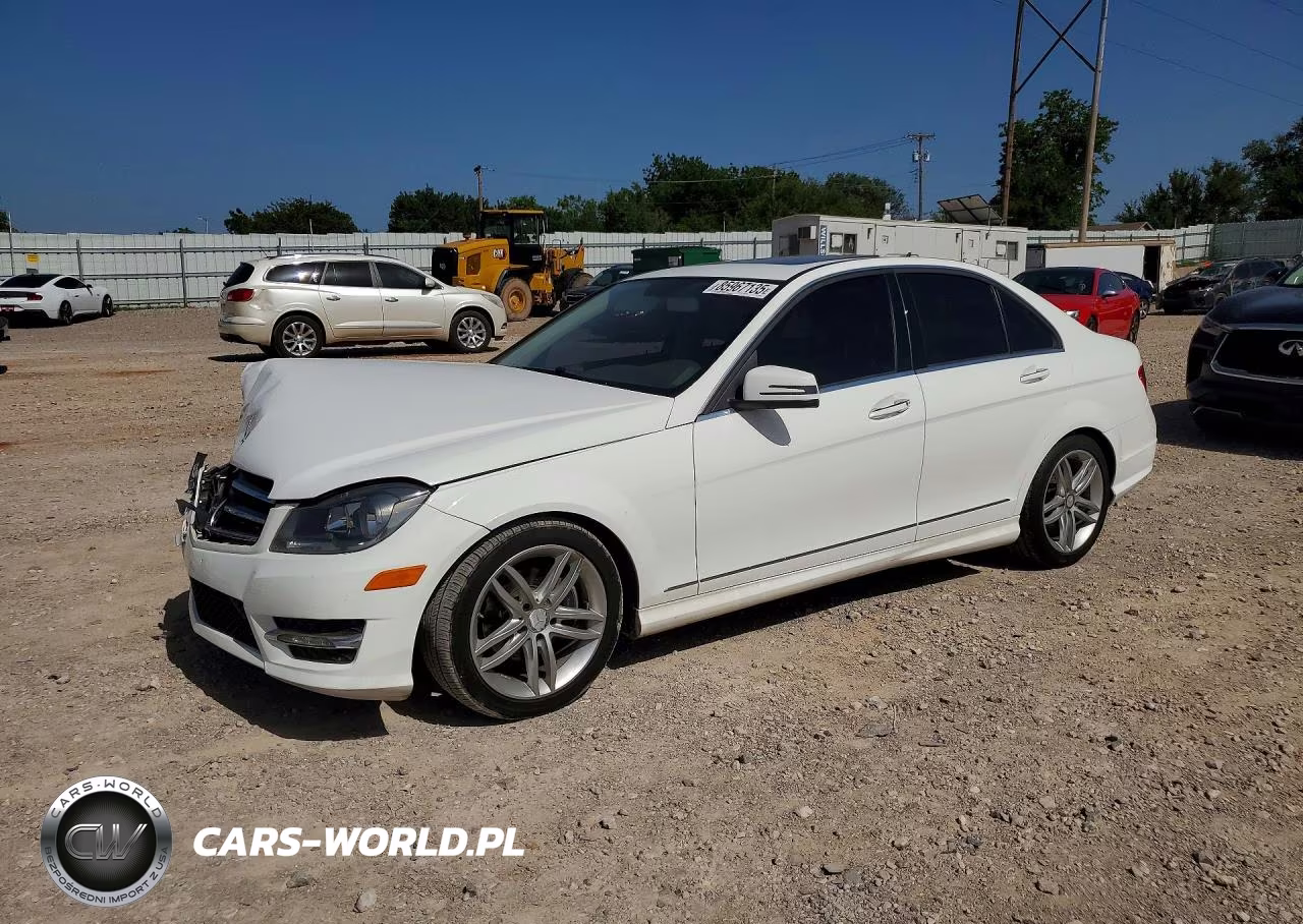 2014 Mercedes-Benz C 250 VIN:WDDGF4HB5ER318103 - 1