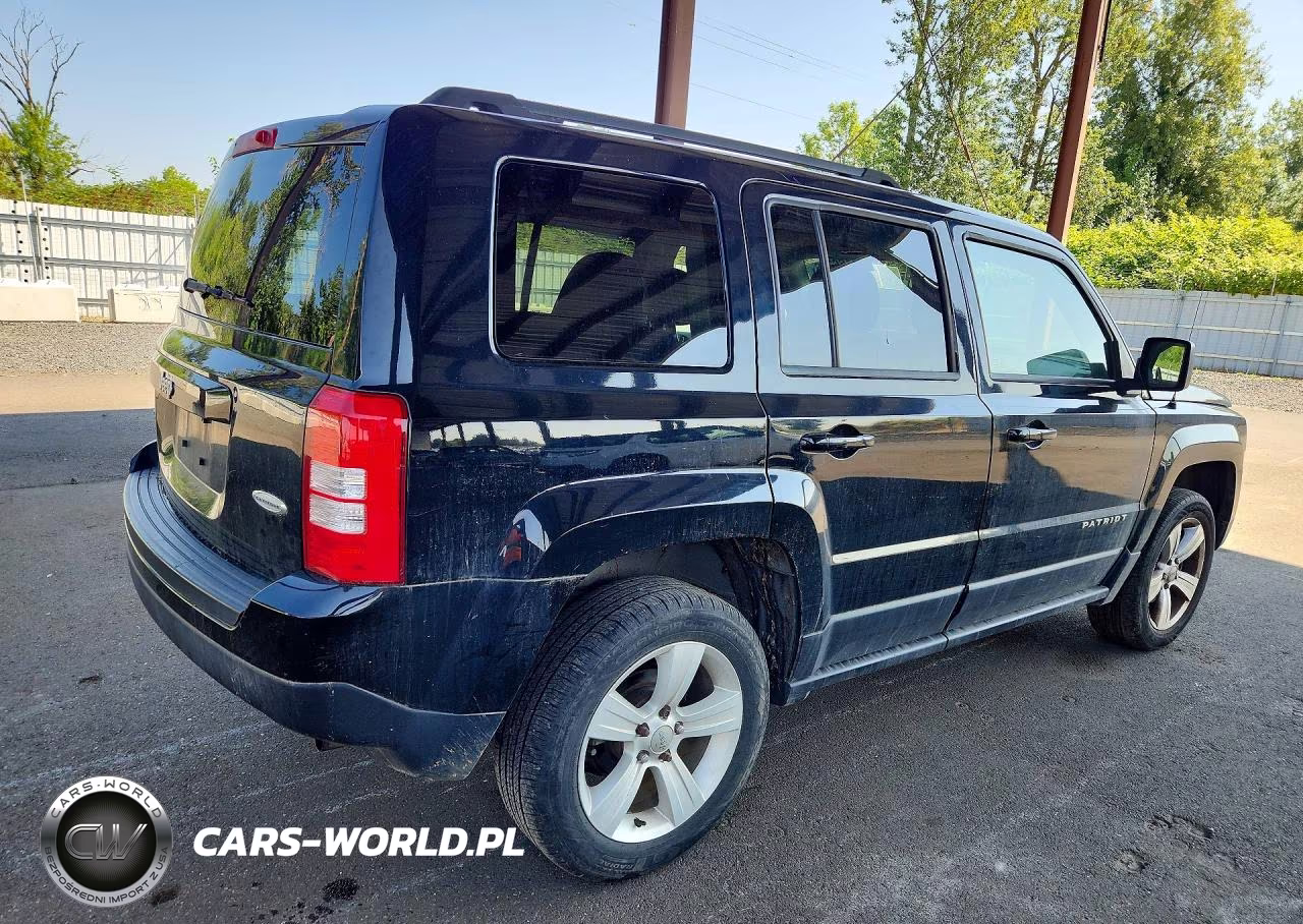 2015 Jeep Patriot VIN:1C4NJRFB6FD214895 - 3