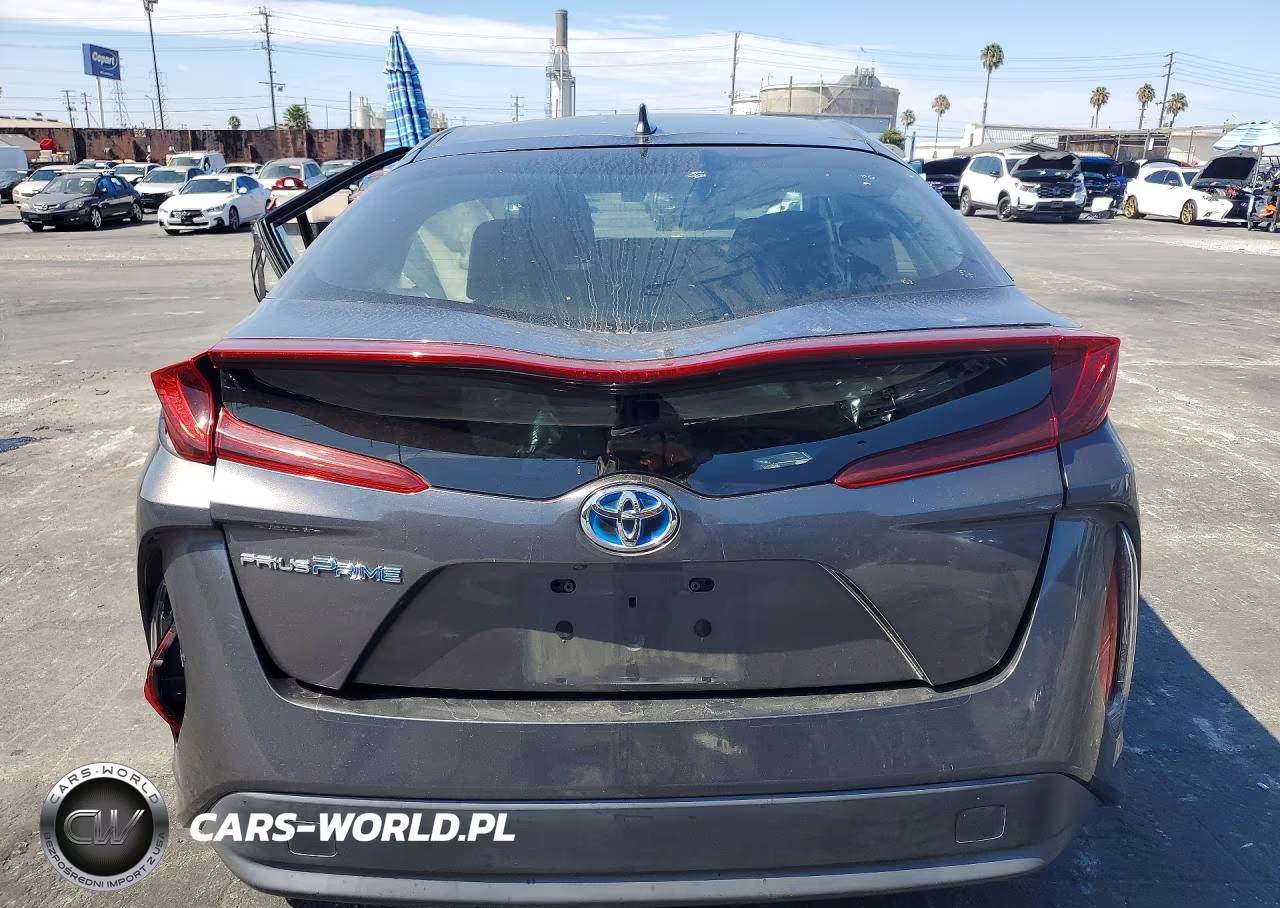 2019 Toyota Prius Prime Plus VIN:JTDKARFP9K3113588 - 6