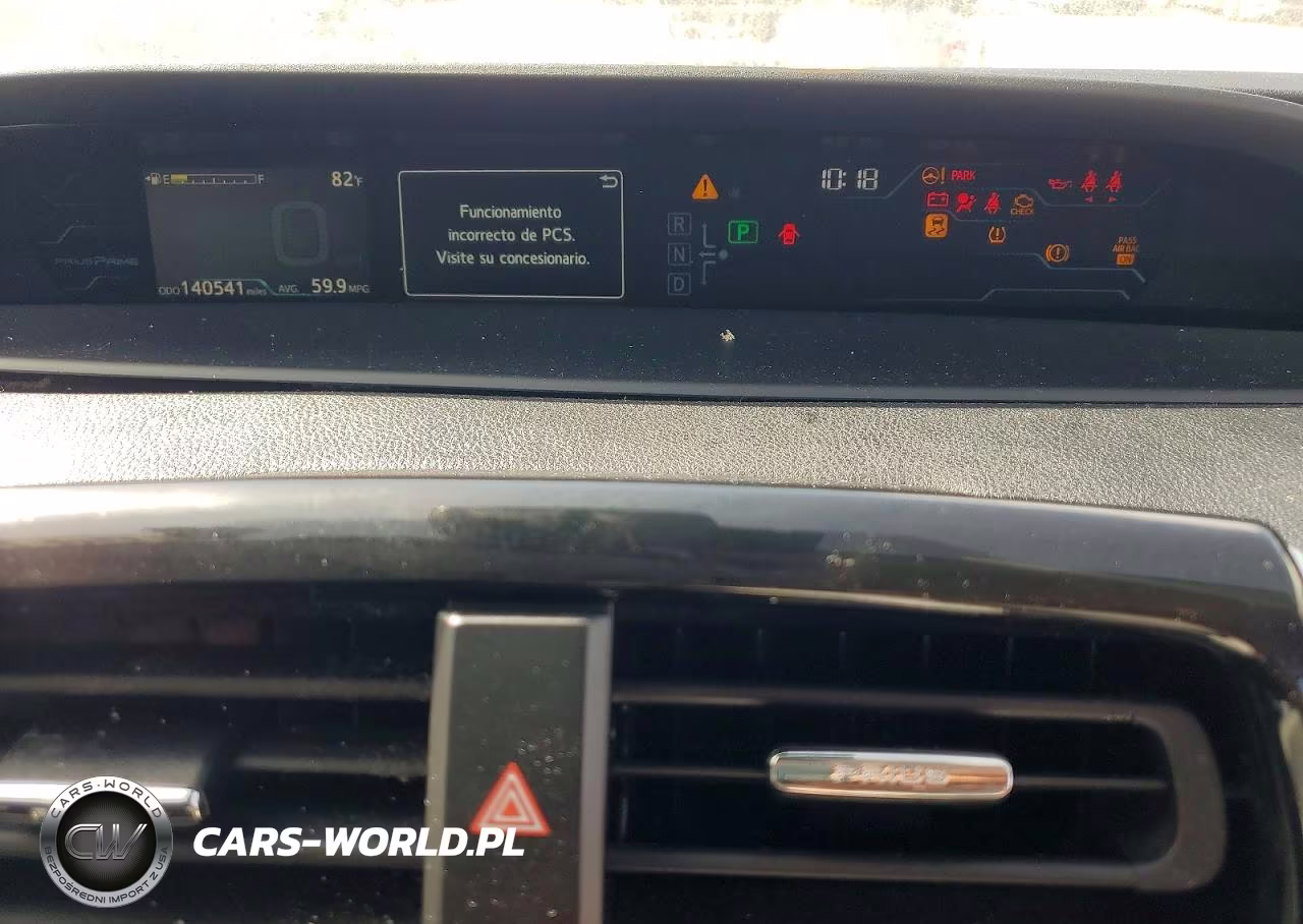 2019 Toyota Prius Prime Plus VIN:JTDKARFP9K3113588 - 9