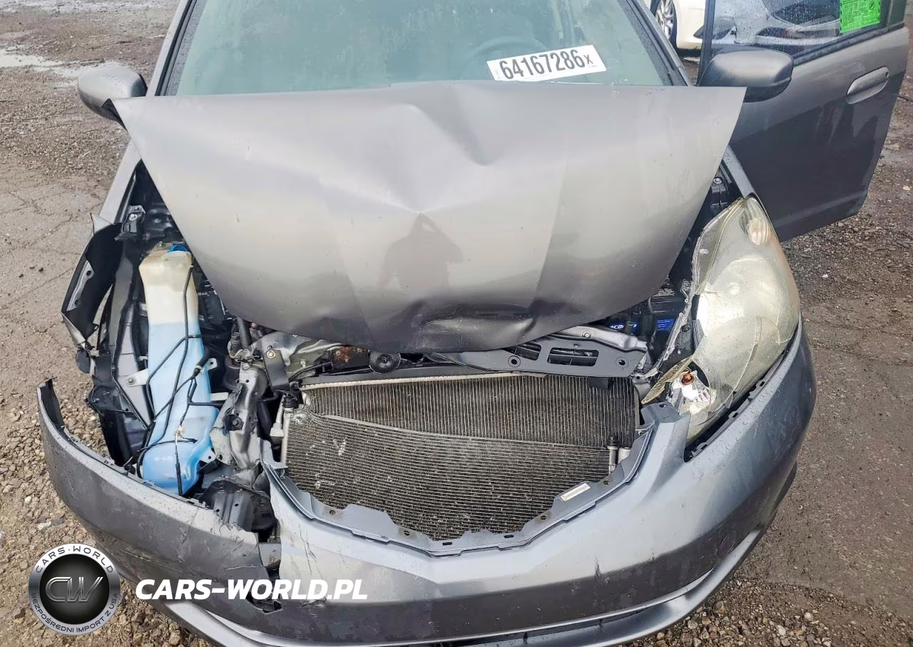 2012 Honda Fit VIN:JHMGE8H3XCC039676 - 11