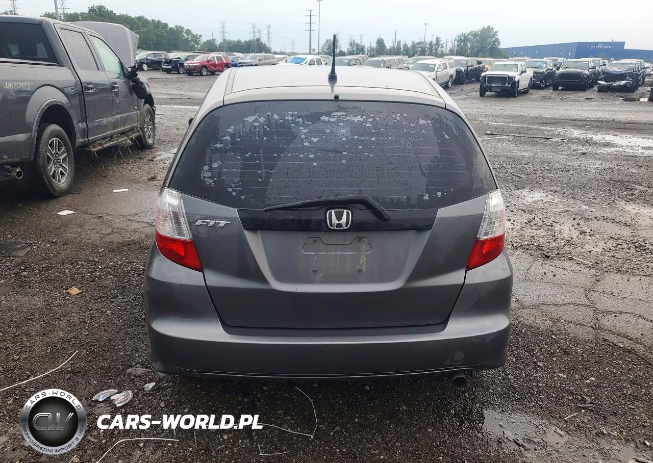 2012 Honda Fit VIN:JHMGE8H3XCC039676 - 6